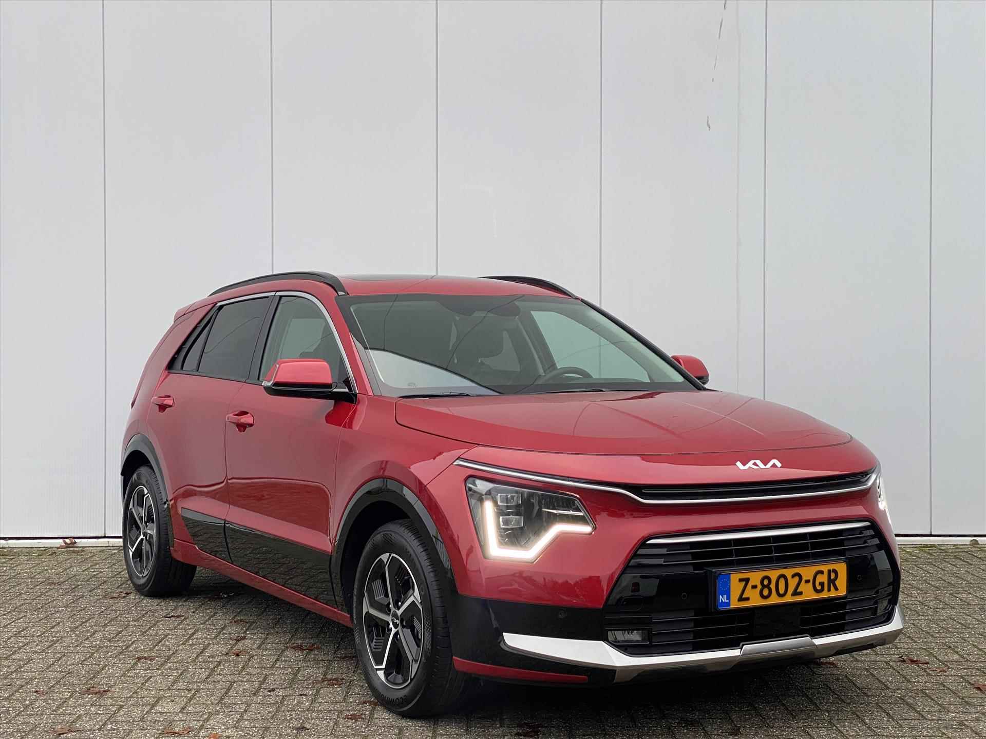 KIA Niro 1.6 GDi Hybrid 141pk DCT6 DynamicPlusLine | Camera | Navigatie | Leder | CarPlay | Elektrische kofferbak | KeyLess | Head-up display | - 3/46