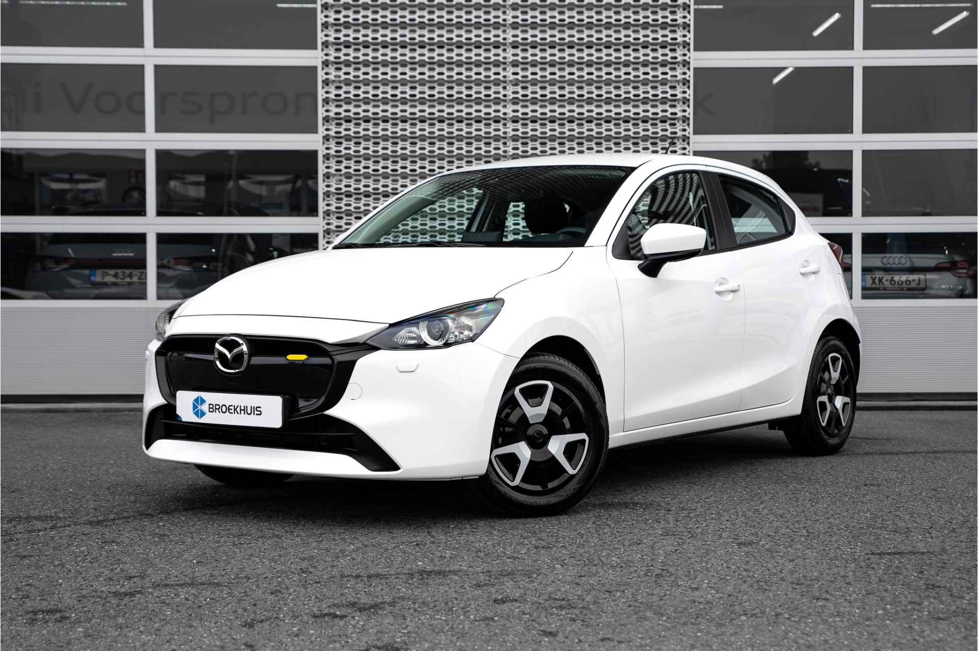 Mazda 2 1.5 e-SkyActiv-G 90 Centre-Line | Carplay | Navigatie | Cruise control | Stoelverwarming - 1/21