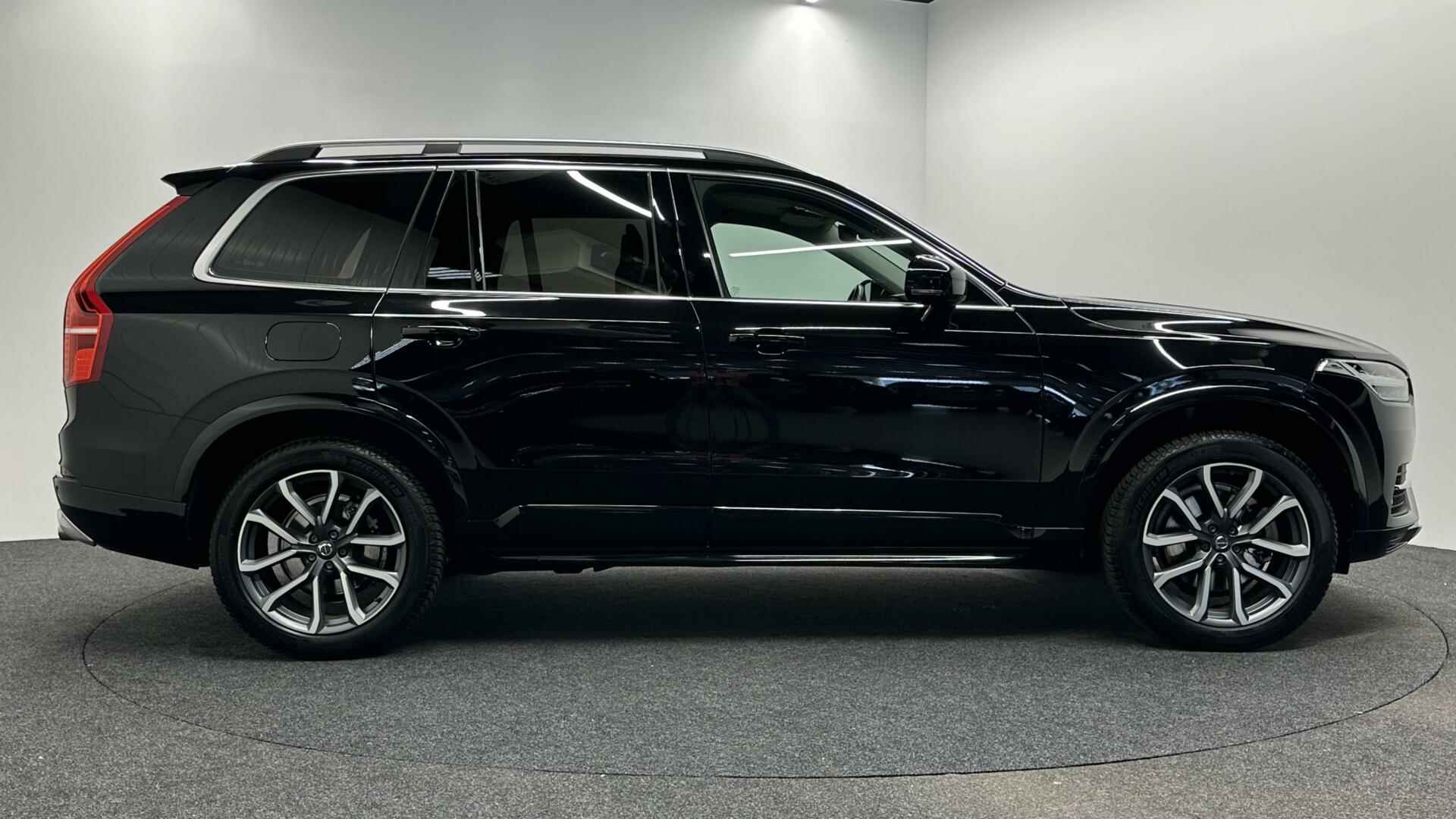 Volvo XC90 2.0 D4 Momentum|Leder|7-Persoons|AppleCarplay|Trekhaak|NAP| - 10/32