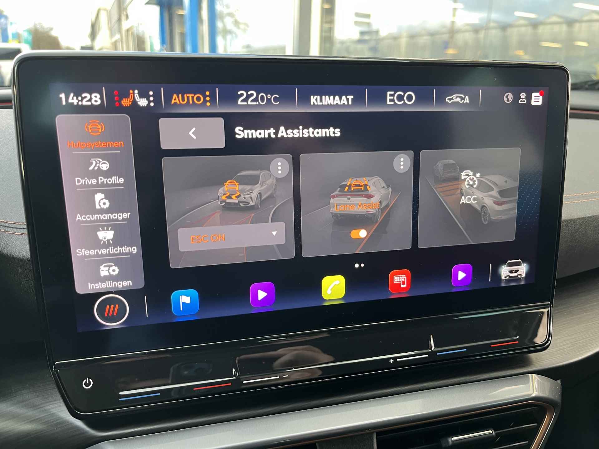 CUPRA Formentor 1.4 e-Hybrid Adrenaline / AUTOMAAT/ PARK. SENSOREN/ MATRIX/ KEYLESS/ STOEL-STUURVERWARM./ ADAPT. CRUISE/ APP CONNECT/ NAVI/ CLIMA/ DAB/ 19" LMV - 22/54