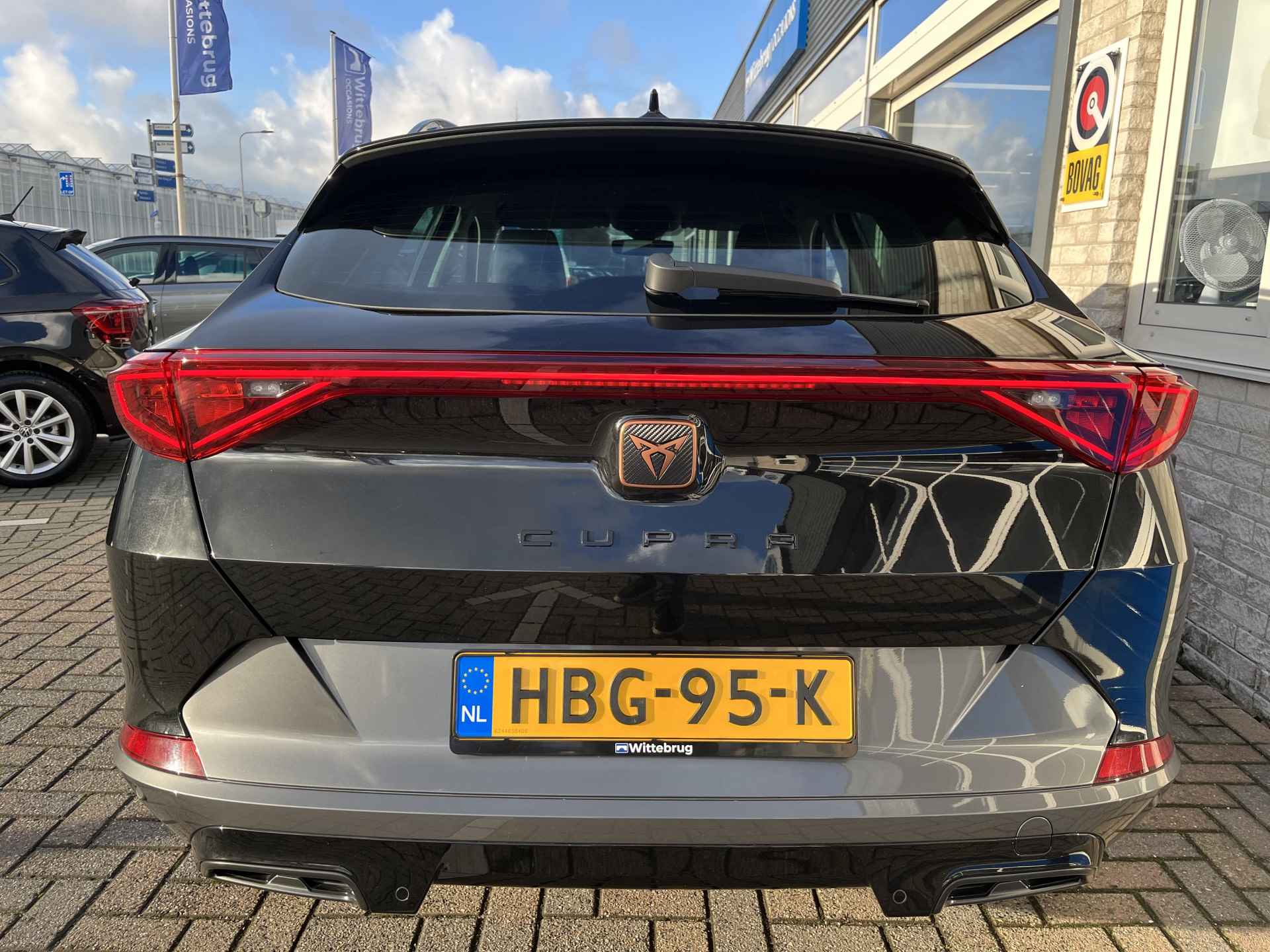 CUPRA Formentor 1.4 e-Hybrid Adrenaline / AUTOMAAT/ PARK. SENSOREN/ MATRIX/ KEYLESS/ STOEL-STUURVERWARM./ ADAPT. CRUISE/ APP CONNECT/ NAVI/ CLIMA/ DAB/ 19" LMV - 46/54