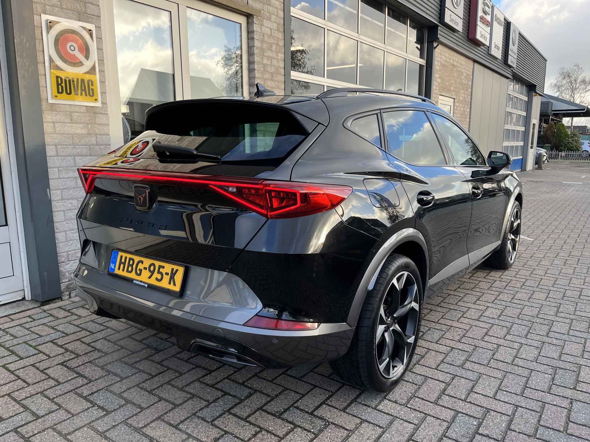 CUPRA Formentor 1.4 e-Hybrid Adrenaline / AUTOMAAT/ PARK. SENSOREN/ MATRIX/ KEYLESS/ STOEL-STUURVERWARM./ ADAPT. CRUISE/ APP CONNECT/ NAVI/ CLIMA/ DAB/ 19" LMV - 49/54