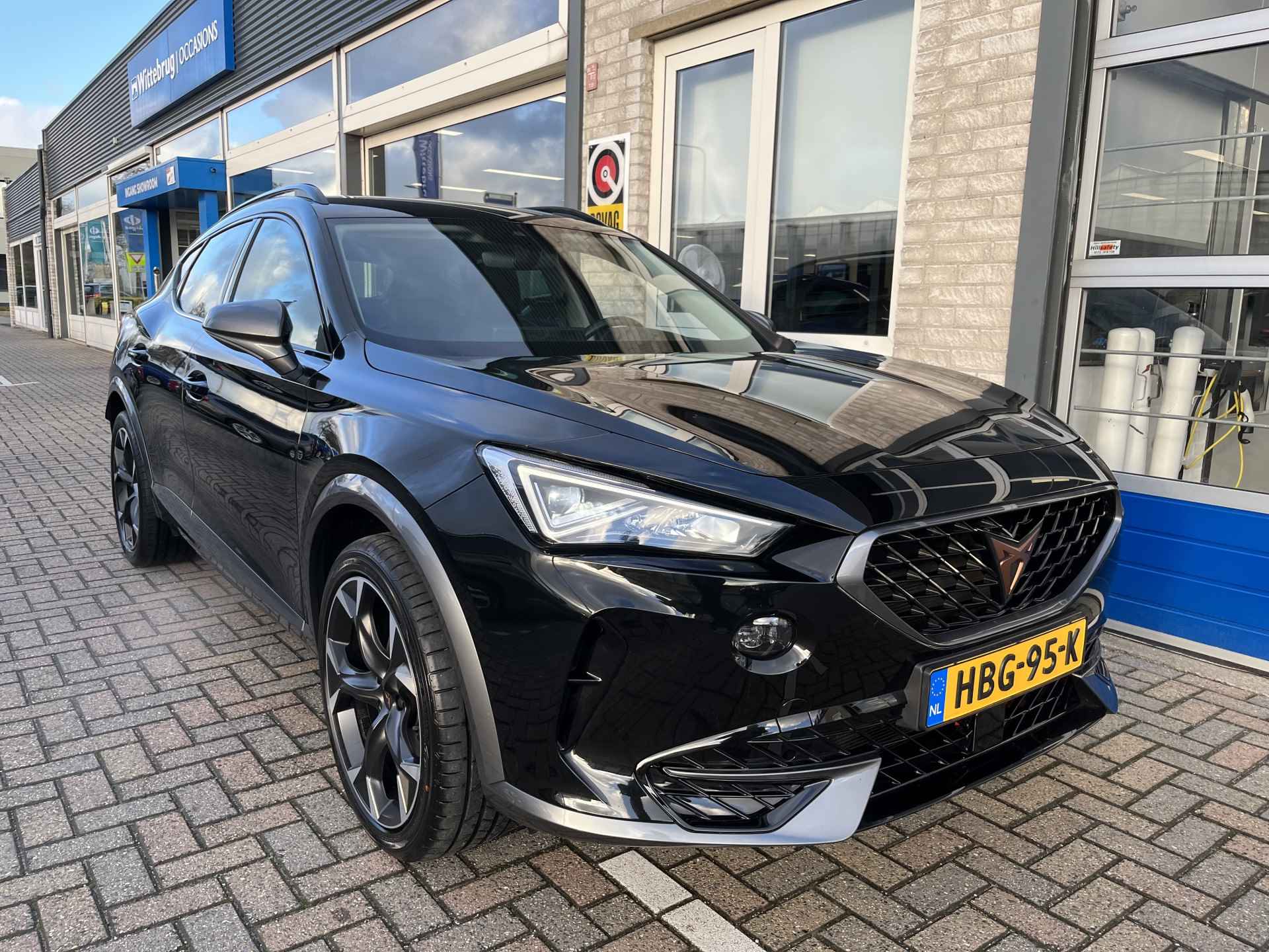 CUPRA Formentor 1.4 e-Hybrid Adrenaline / AUTOMAAT/ PARK. SENSOREN/ MATRIX/ KEYLESS/ STOEL-STUURVERWARM./ ADAPT. CRUISE/ APP CONNECT/ NAVI/ CLIMA/ DAB/ 19" LMV - 51/54