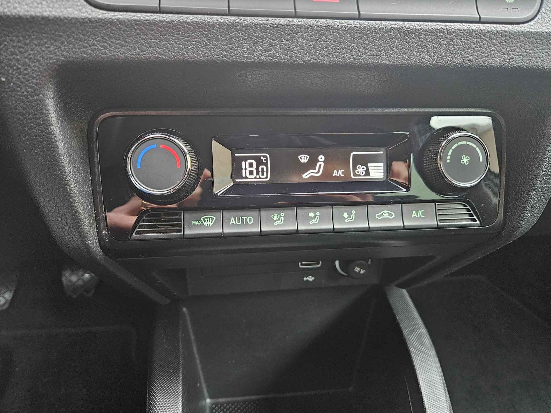 Skoda Fabia Combi 1.0 Clever/ Cruise control/ Navigatie/ Rijklaarprijs - 17/21