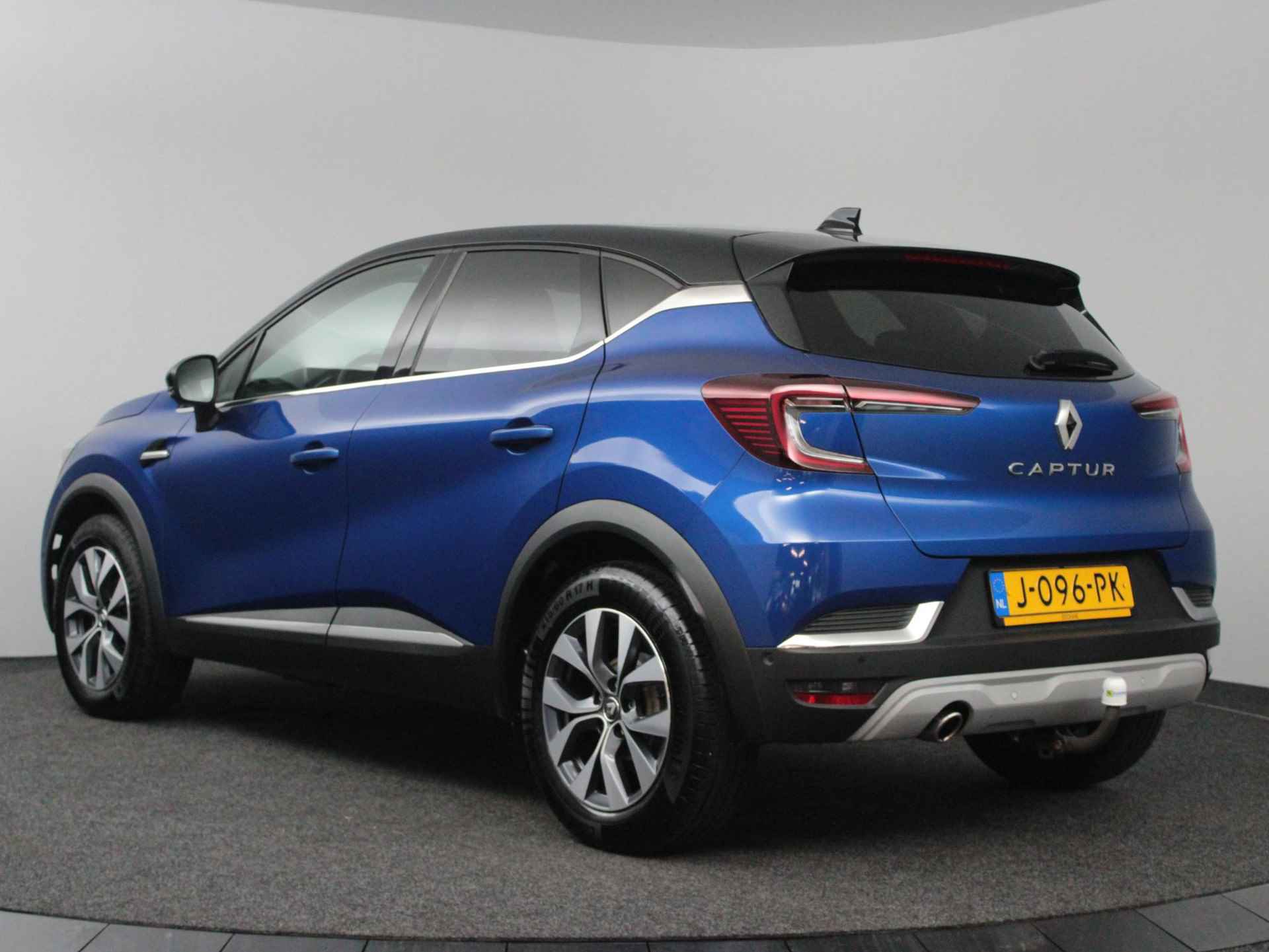 Renault Captur 1.0 TCe 100 Bi-Fuel Intens | Navigatie | 360° Rondomzichtcamera | Parkeersensoren | Trekhaak - 7/59