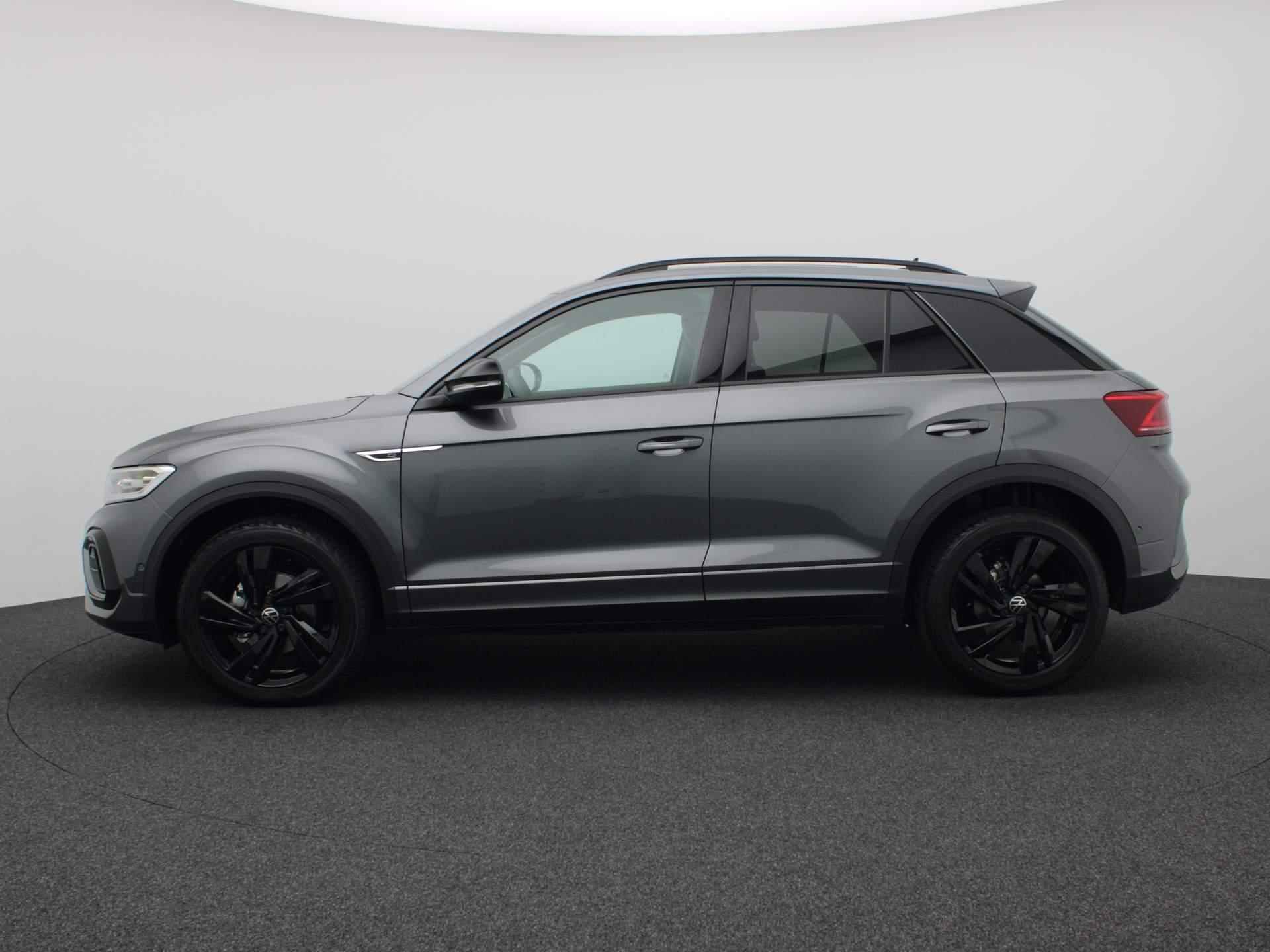 Volkswagen T-Roc 1.5 TSI R-Line Business 150PK DSG Black Style, trekhaak, LED-Matrix, keyless Entry & Start, pano-Schuifdak, achteruitrijcamera, travel Assist, 18" LM Velgen - 2/49