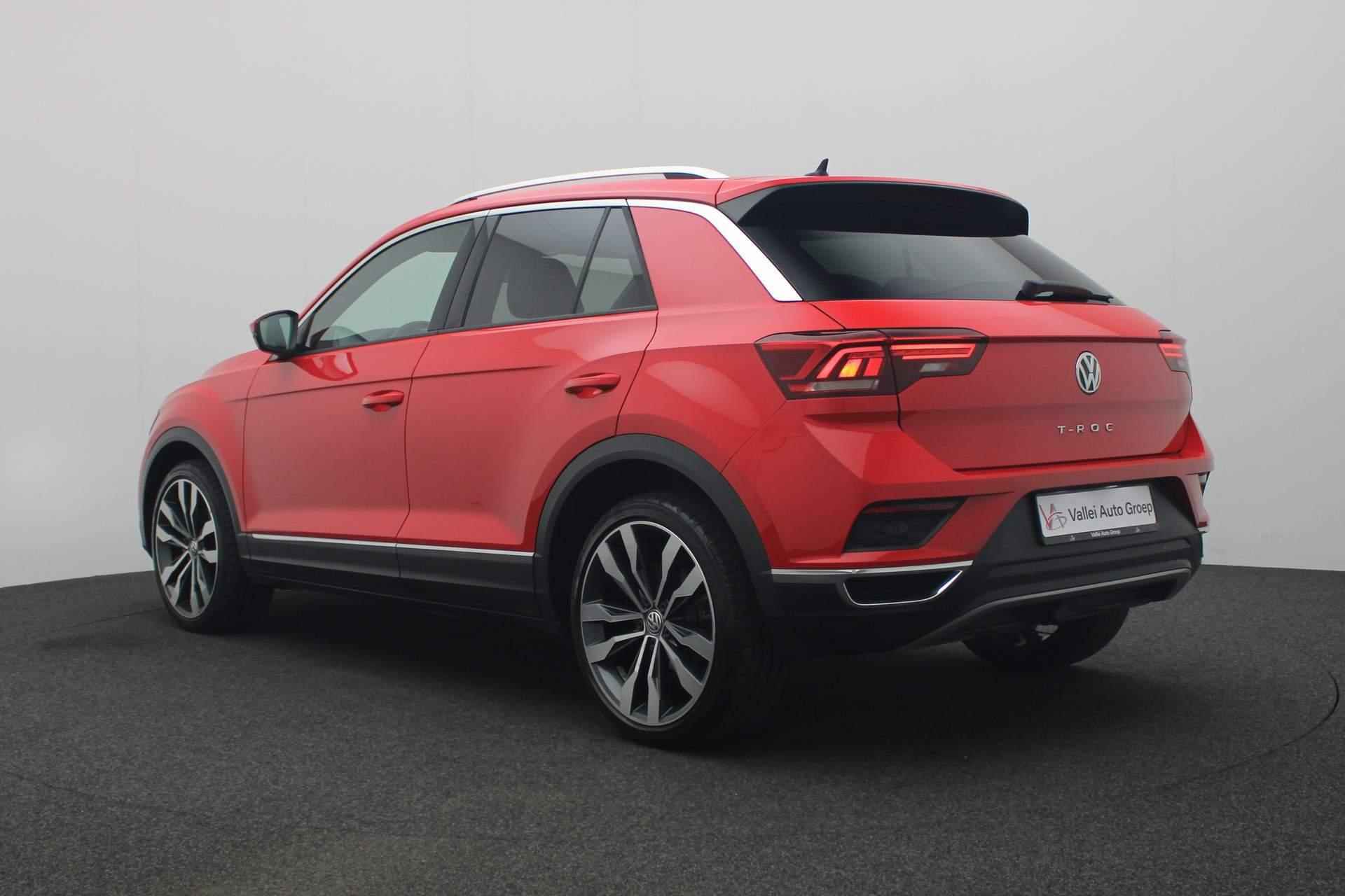 Volkswagen T-Roc 1.5 TSI 150PK Sport | Trekhaak | Camera | Stoelverwarming | Navi | Sportonderstel | ACC | Virtual Cockpit - 27/33