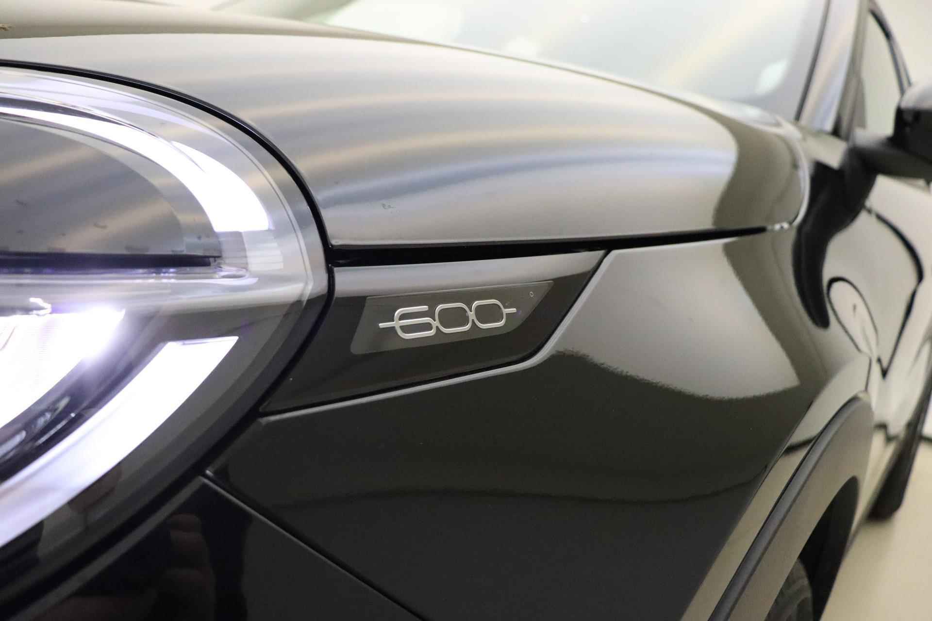 Fiat 600e RED 54 kWh | Apple Carplay/Android auto | LED koplampen | Keyless start | Parkeersensoren achter | Informeer naar beschikbaarheid - 20/41