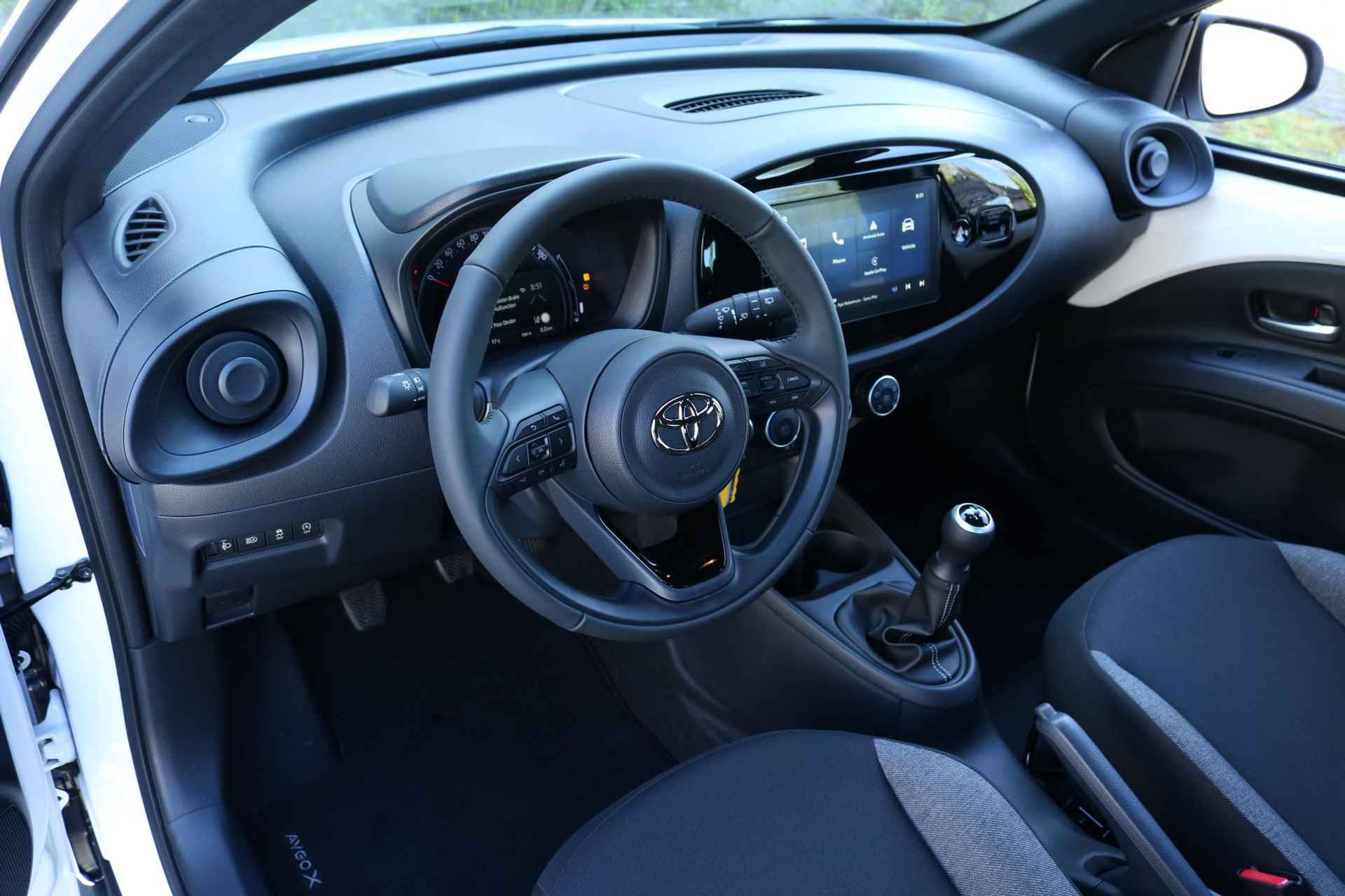 Toyota Aygo X 1.0 VVT-i MT play, NIEUW, DIRECT LEVERBAAR!! - 6/29