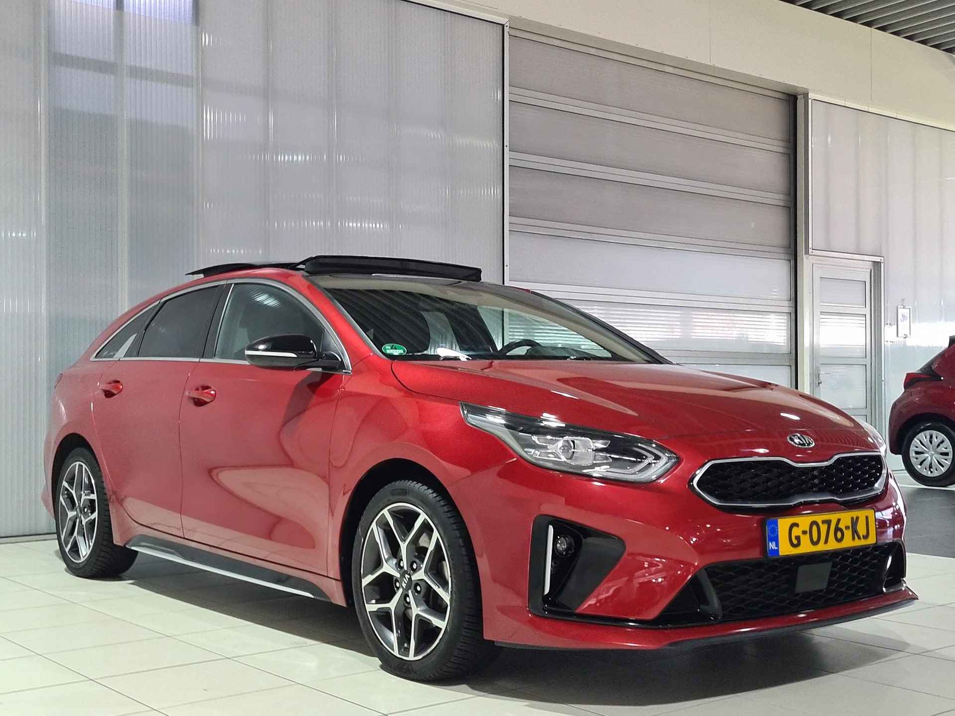 Kia ProCeed 1.4 T-GDI GT-PlusLine zeer luxe en mooie auto !!! - 2/37