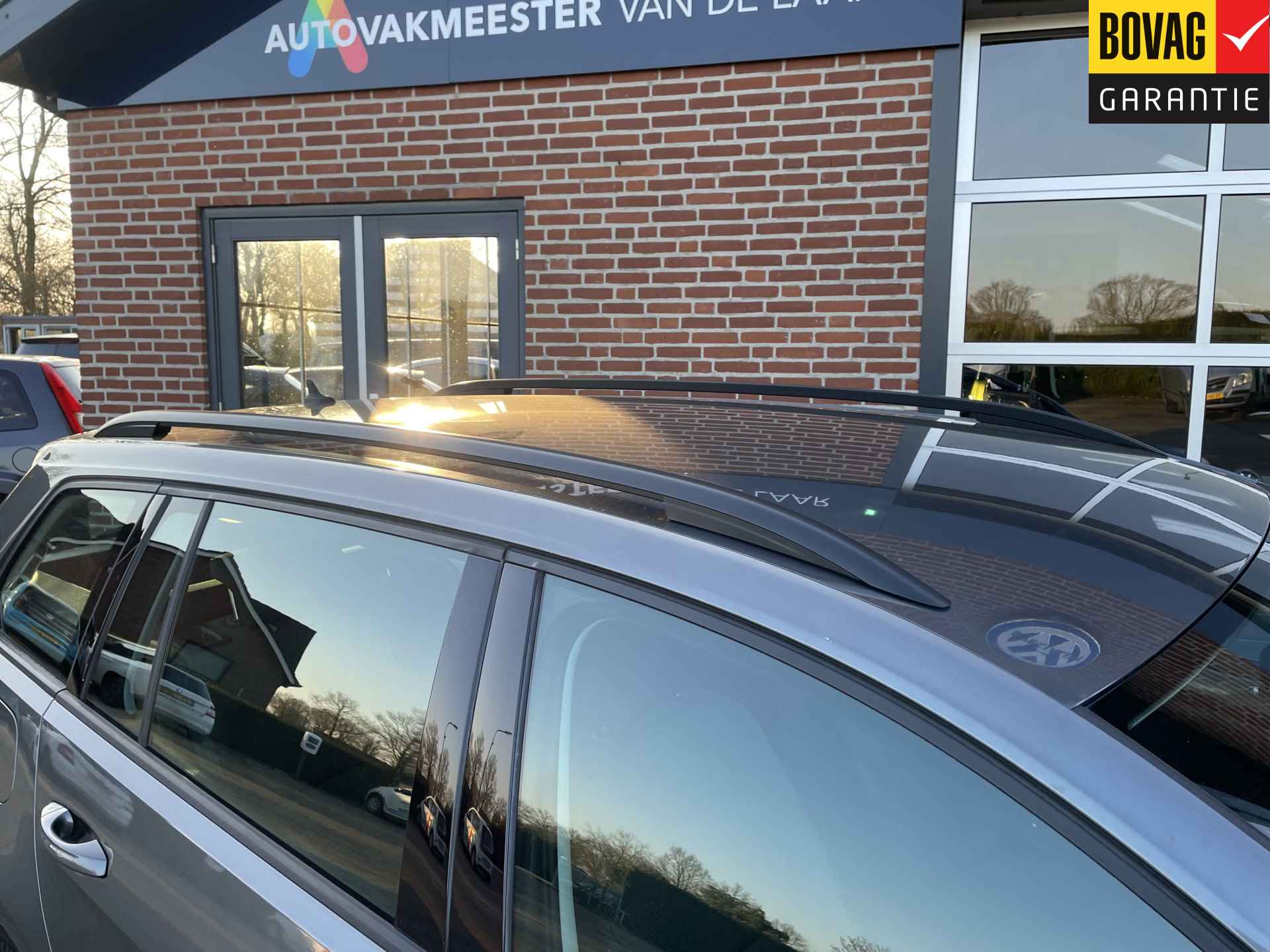 Volkswagen GOLF Variant 1.4 TSI Comfortline Business 92kw DSG ( Navigatie, Camera,  Adaptive Cruise control, Trekhaak) RIJKLAARPRIJS! - 41/49