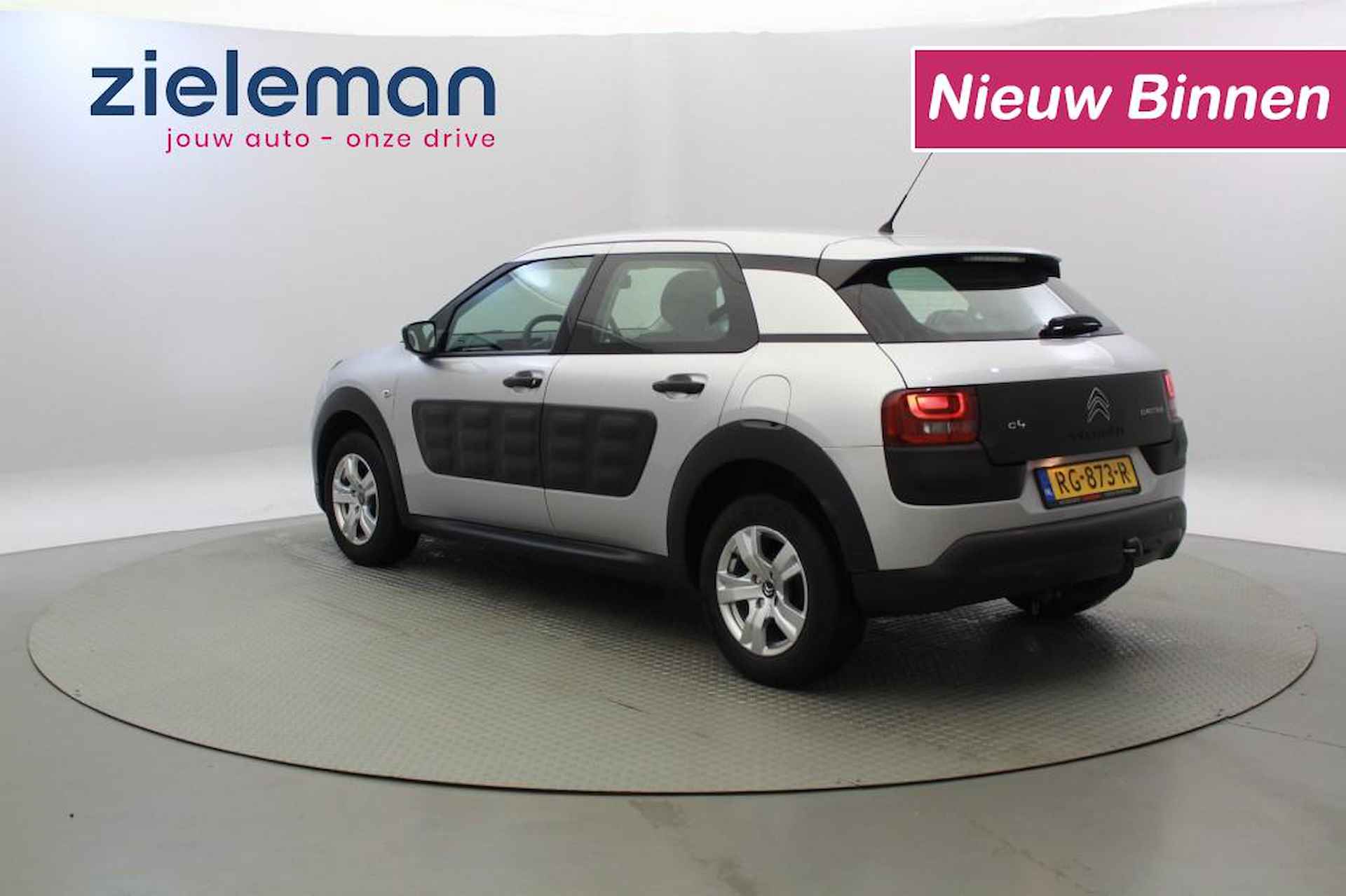 CITROEN C4 Cactus 1.2 VTi Live - Trekhaak, lichtmetalen velgen - 2/19