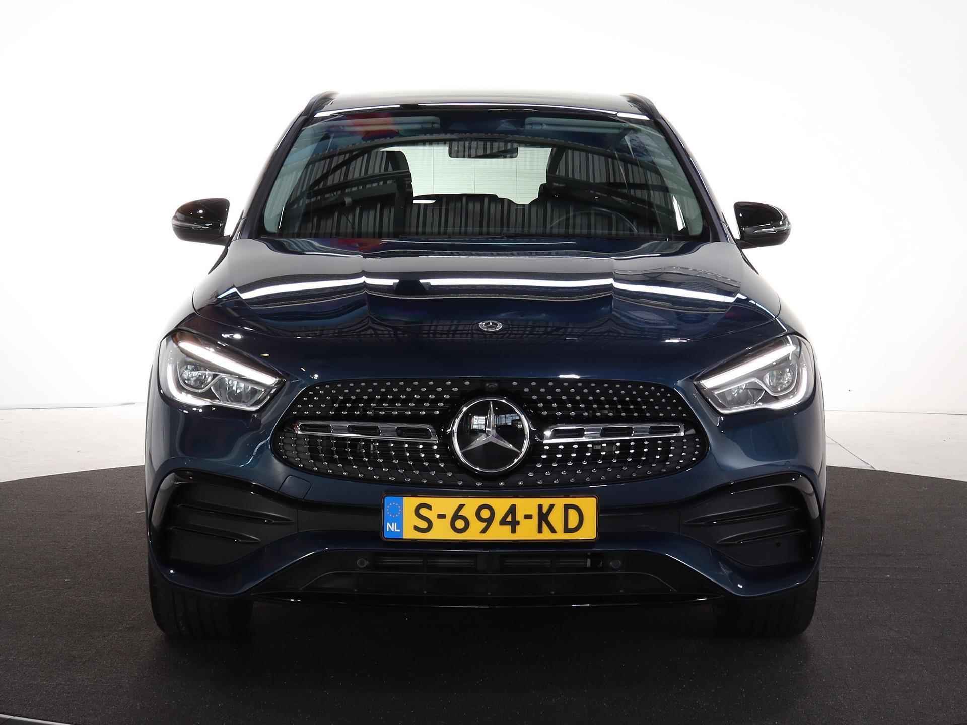 Mercedes-Benz GLA-klasse 250 e Business Solution AMG Limited | Panoramadak | Night Pakket | Trekhaak | Sfeerverlichting | Distronic | - 9/25