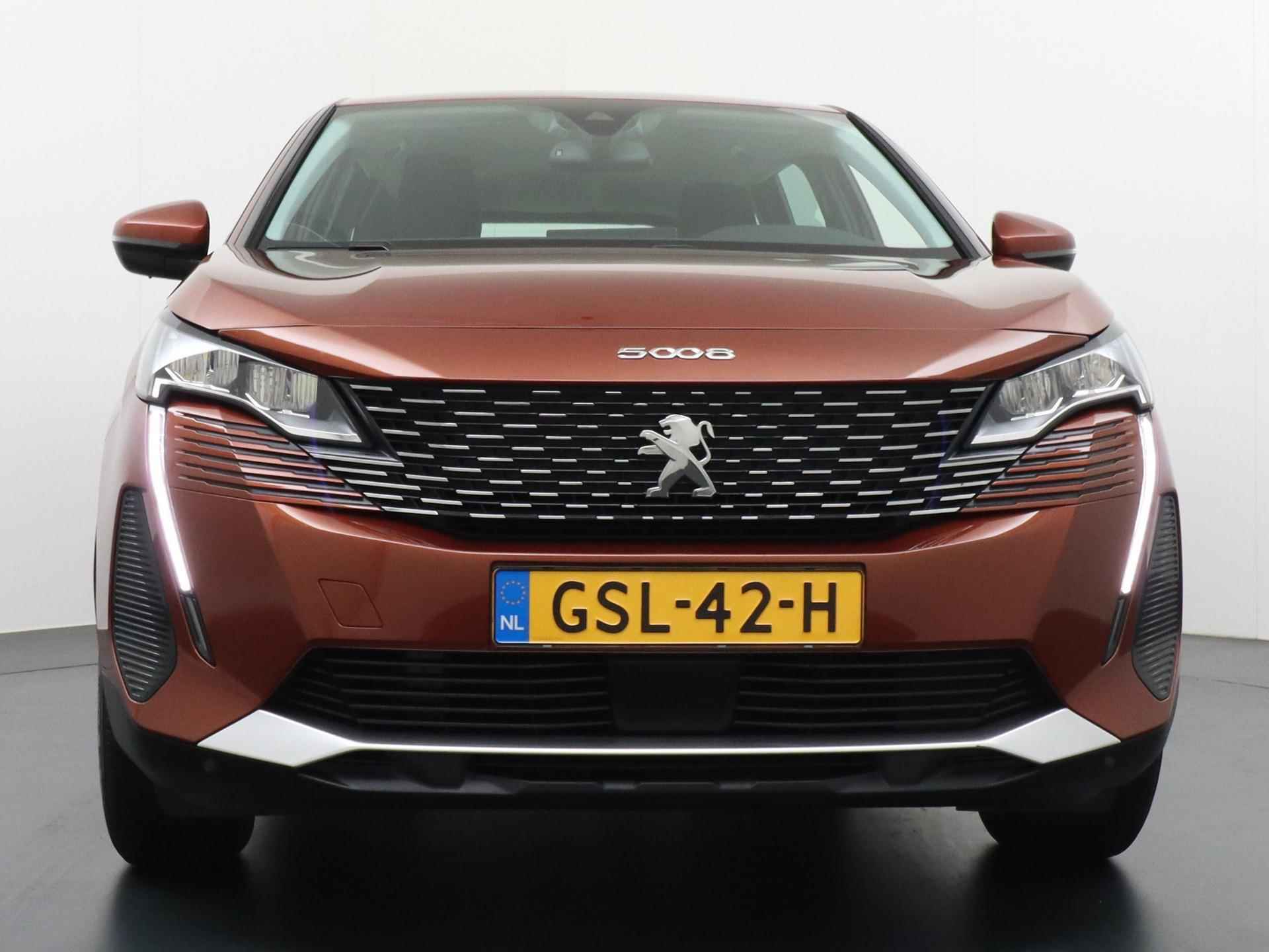 Peugeot 5008 SUV Active Pack 130 pk Automaat | Navigatie | Achteruitrijcamera | Parkeersensoren Achter | Keyless Start | LED Koplampen | Lederen Stuurwiel | Climate Control | Cruise Control | 17" Lichtmetalen Velgen | Apple Carplay/Android Auto | - 6/50