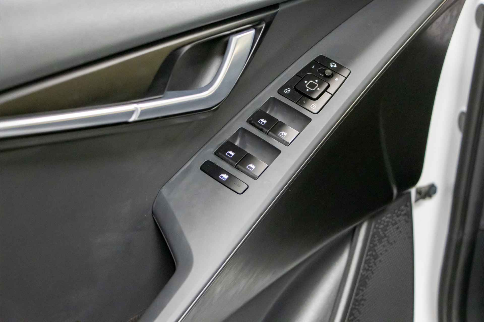 Kia Niro EV DynamicLine 64.8 kWh €2000,- Sepp Subsidie Mogelijk - 34/56