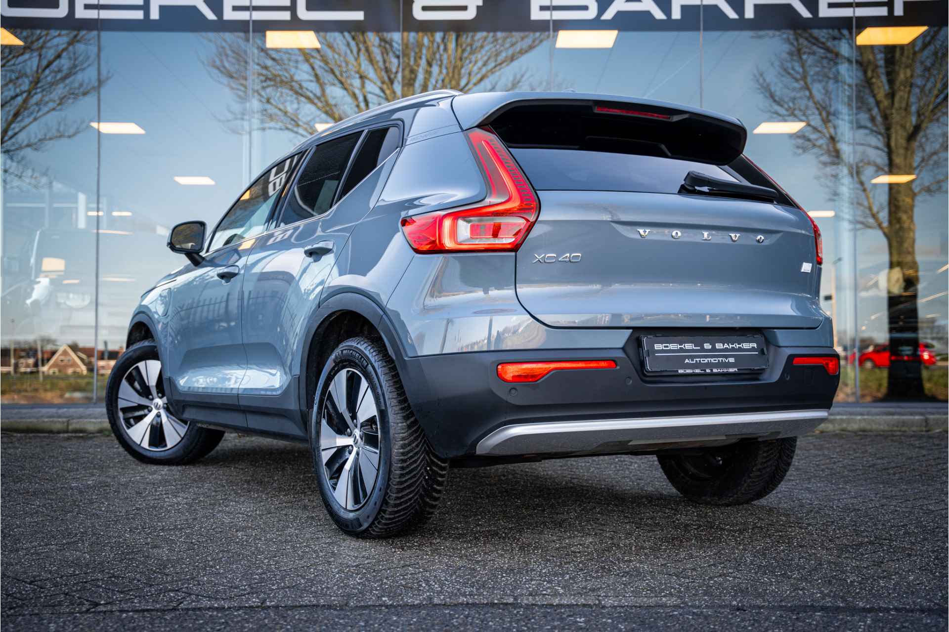 Volvo XC40 1.5 T4 Recharge Inscription Expression - Camera - Stuurverwarming All Season banden! - 3/67