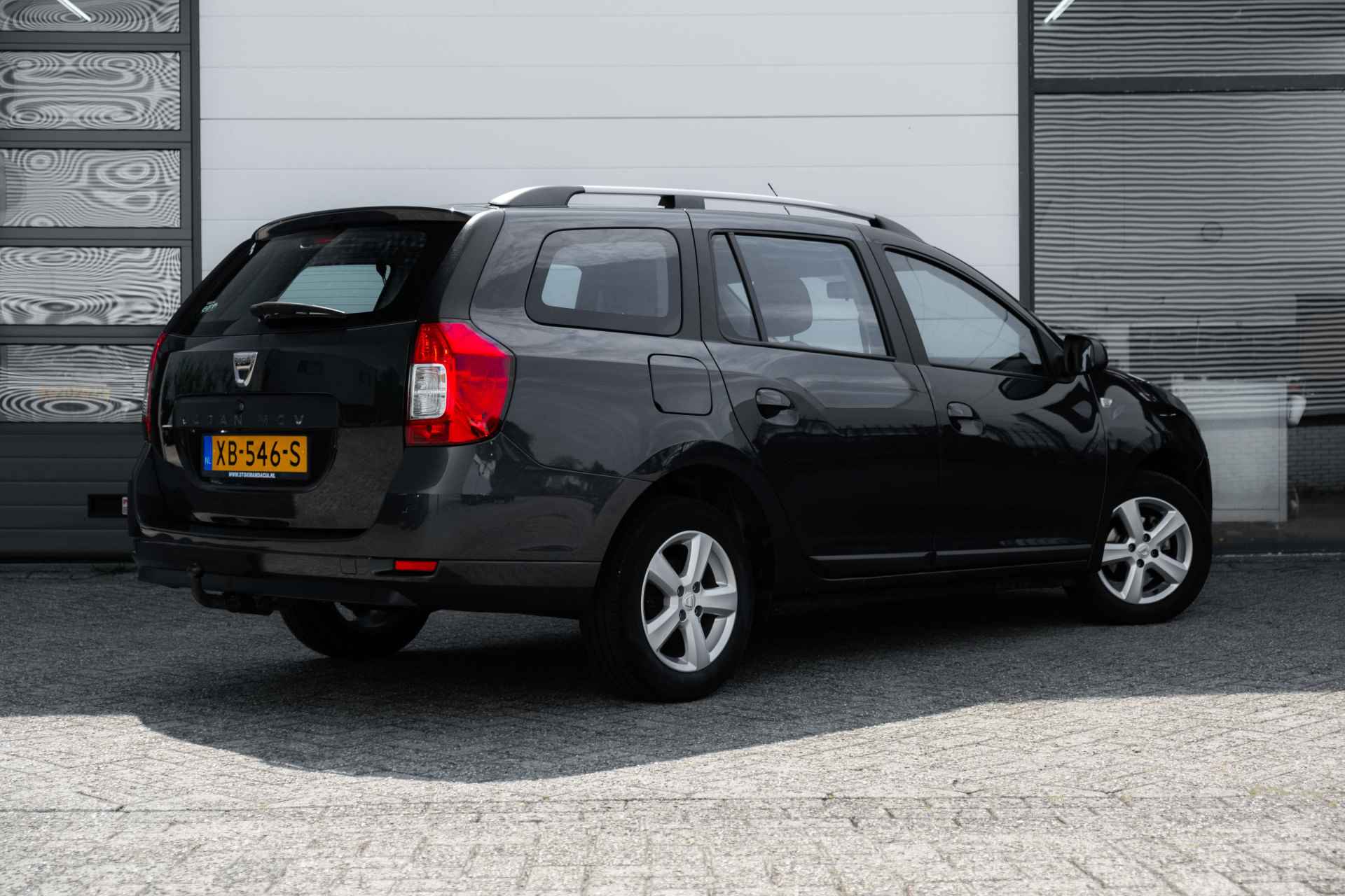 Dacia Logan MCV TCe 90pk SL Royaal | Navi | Trekhaak | Airco | Parkeersensoren achter | LM Velgen | incl. Bovag rijklaarpakket met 12 maanden garantie | - 2/48