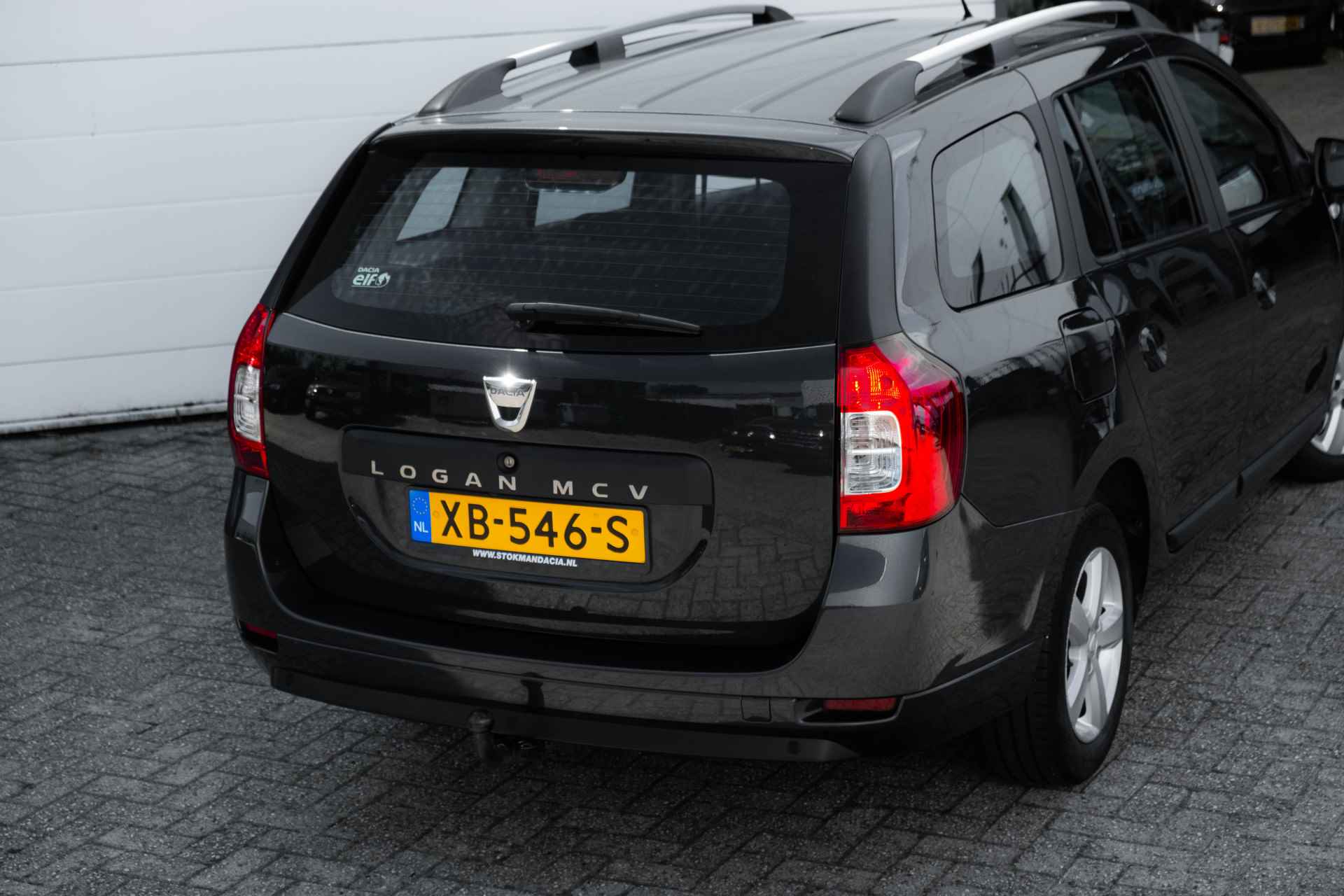 Dacia Logan MCV TCe 90pk SL Royaal | Navi | Trekhaak | Airco | Parkeersensoren achter | LM Velgen | incl. Bovag rijklaarpakket met 12 maanden garantie | - 17/48