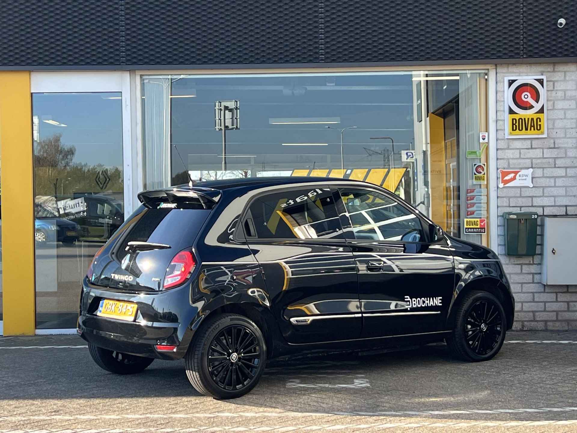 Renault Twingo Z.E. R80 E-Tech Techno Black Line - 29/33