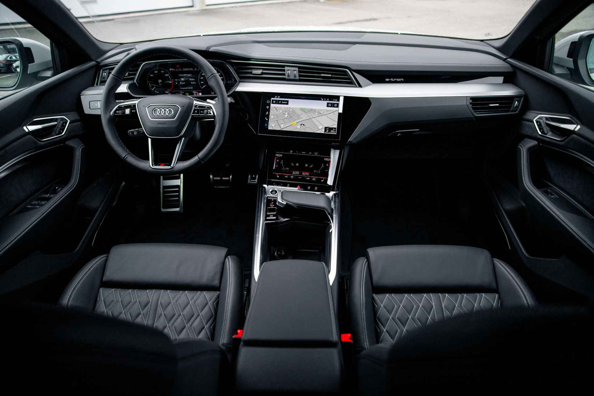 Audi Q8 e-tron Sportback 55 quattro S Edition 115 kWh | Assistentiepakket plus | B&O | Supersportstoelen | Keyless - 8/28
