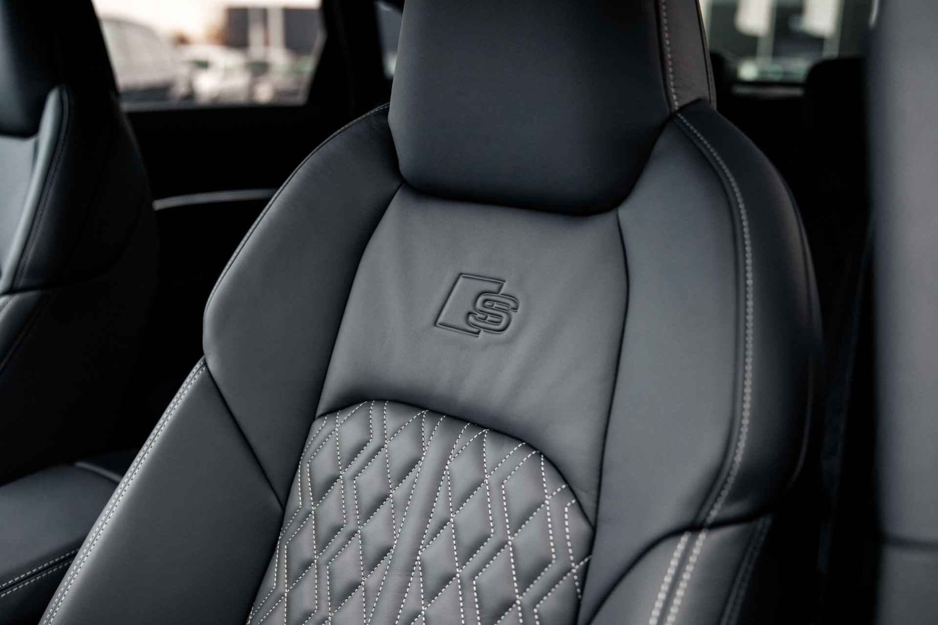 Audi Q8 e-tron Sportback 55 quattro S Edition 115 kWh | Assistentiepakket plus | B&O | Supersportstoelen | Keyless - 10/28
