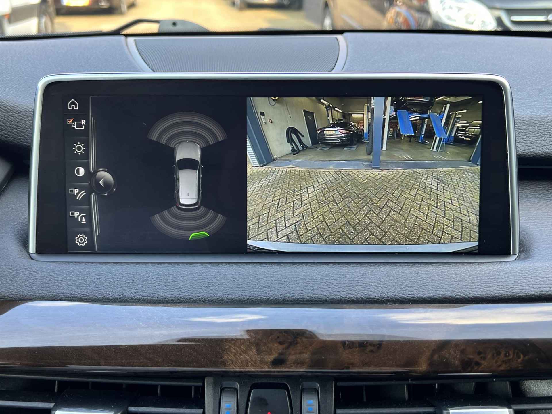 BMW X5 xDrive35i High Executive Grijs kenteken/M-Pakket/Panodak/Apple Carplay/Premium Audio/Leder/Stoelverw./Cruise&Clima Control/(MET GARANTIE*) - 27/35