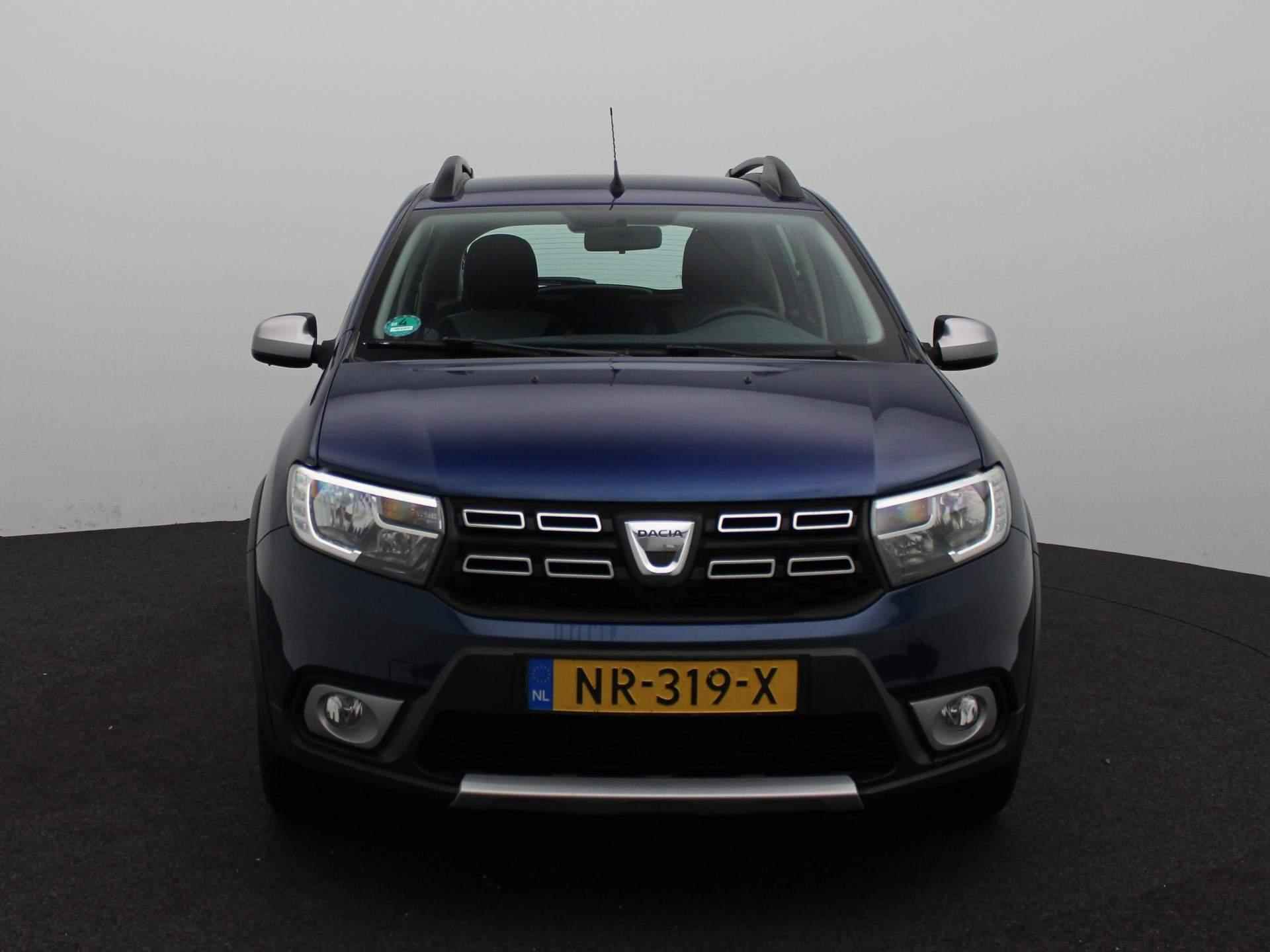 Dacia Sandero TCe Bi-Fuel SL Stepway | LPG G3 | Airco | Metaalkleur | Trekhaak | Lichtmetalen velgen | - 3/25