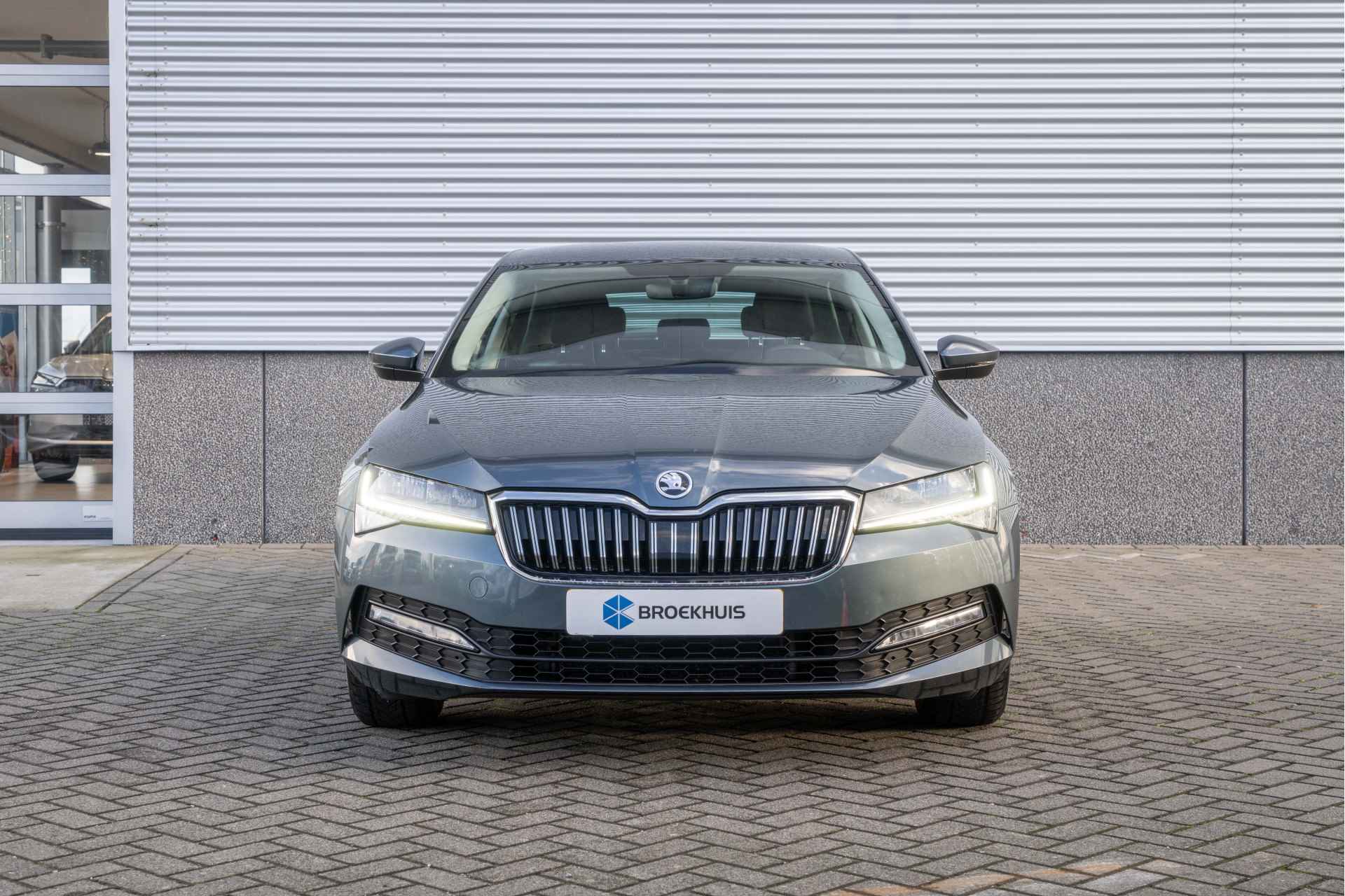 Škoda Superb 1.5 TSI 150pk DSG ACT Business Edition | Trekhaak| ACC| Navi/Smartlink | - 5/44