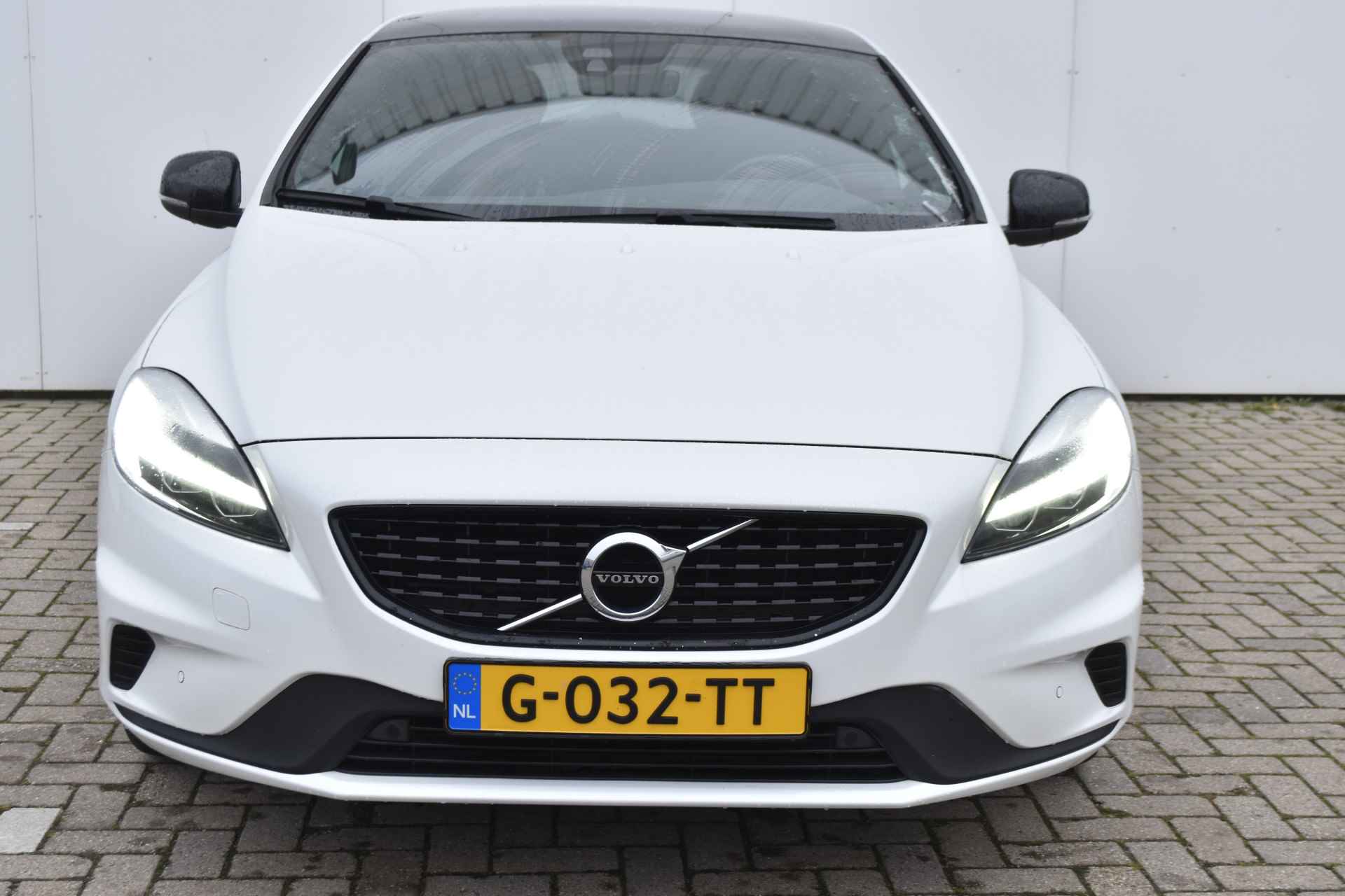 Volvo V40 T3 R-Design #18''Narvi #Pano #HarmanKardon #HelemooieV40! - 3/29