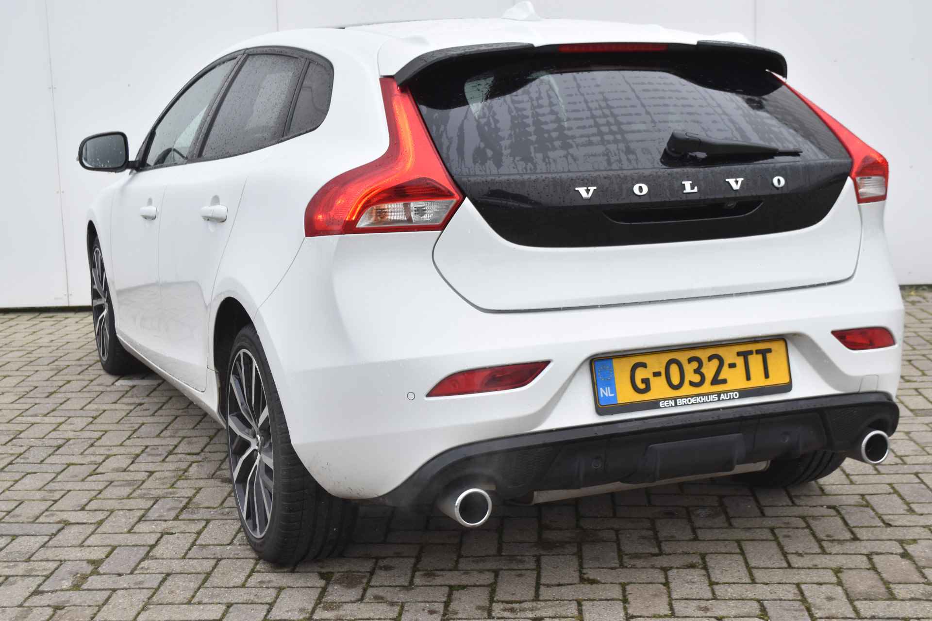 Volvo V40 T3 R-Design #18''Narvi #Pano #HarmanKardon #HelemooieV40! - 9/29