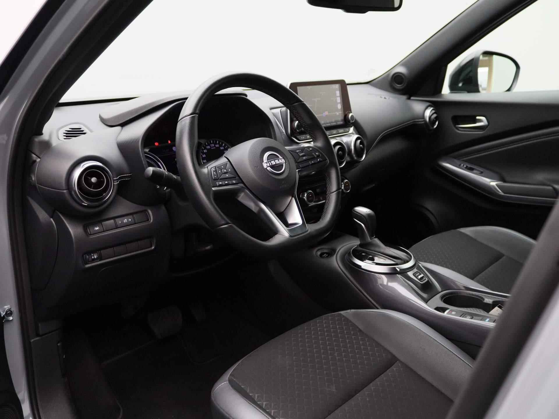 Nissan Juke 1.6 Hybrid N-Design 143pk | Automaat | Navigatie | Achteruitrijcamera | Half-Leder | Parkeersensoren voor & achter | Apple CarPlay & Android Auto - 18/42