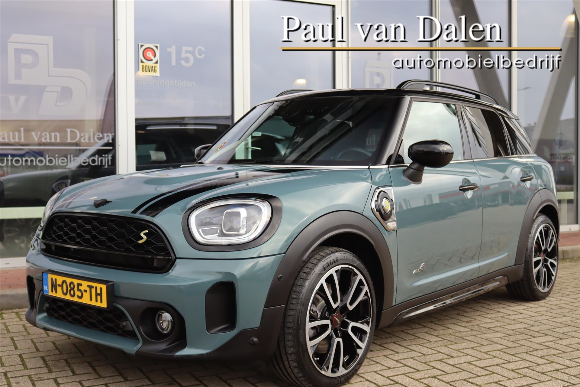 Mini Mini Countryman (f60) 2.0 COOPER SE ALL4 Business Edition | Black Pack | Leer | Camera | Zeer Compleet | 19 Inch Lm | NL Auto | Inclusief BTW |