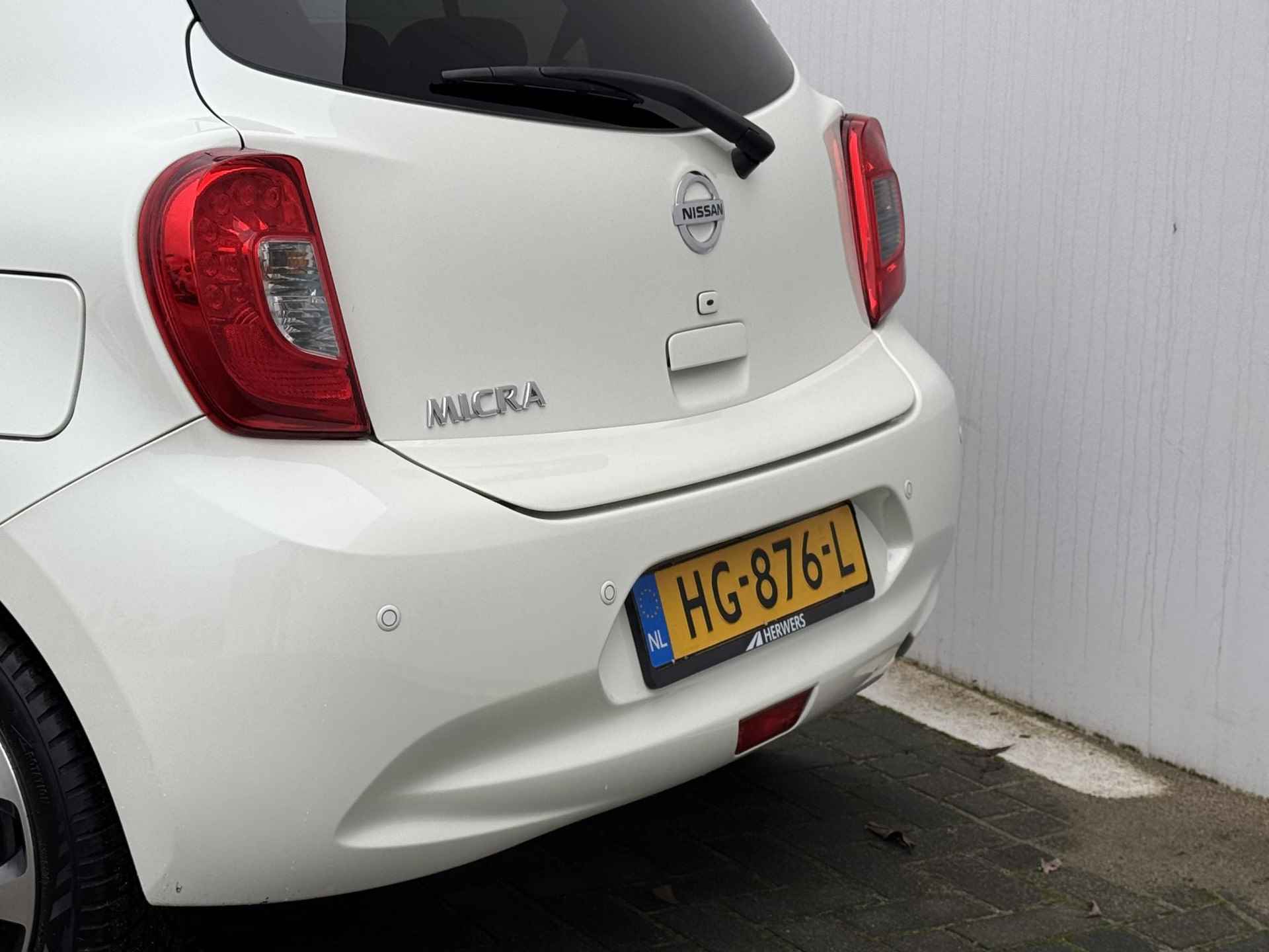 Nissan Micra 1.2 DIG-S Tekna / Panoramadak / Navigatie / Parkeersensoren achter / Bluetooth - 27/34