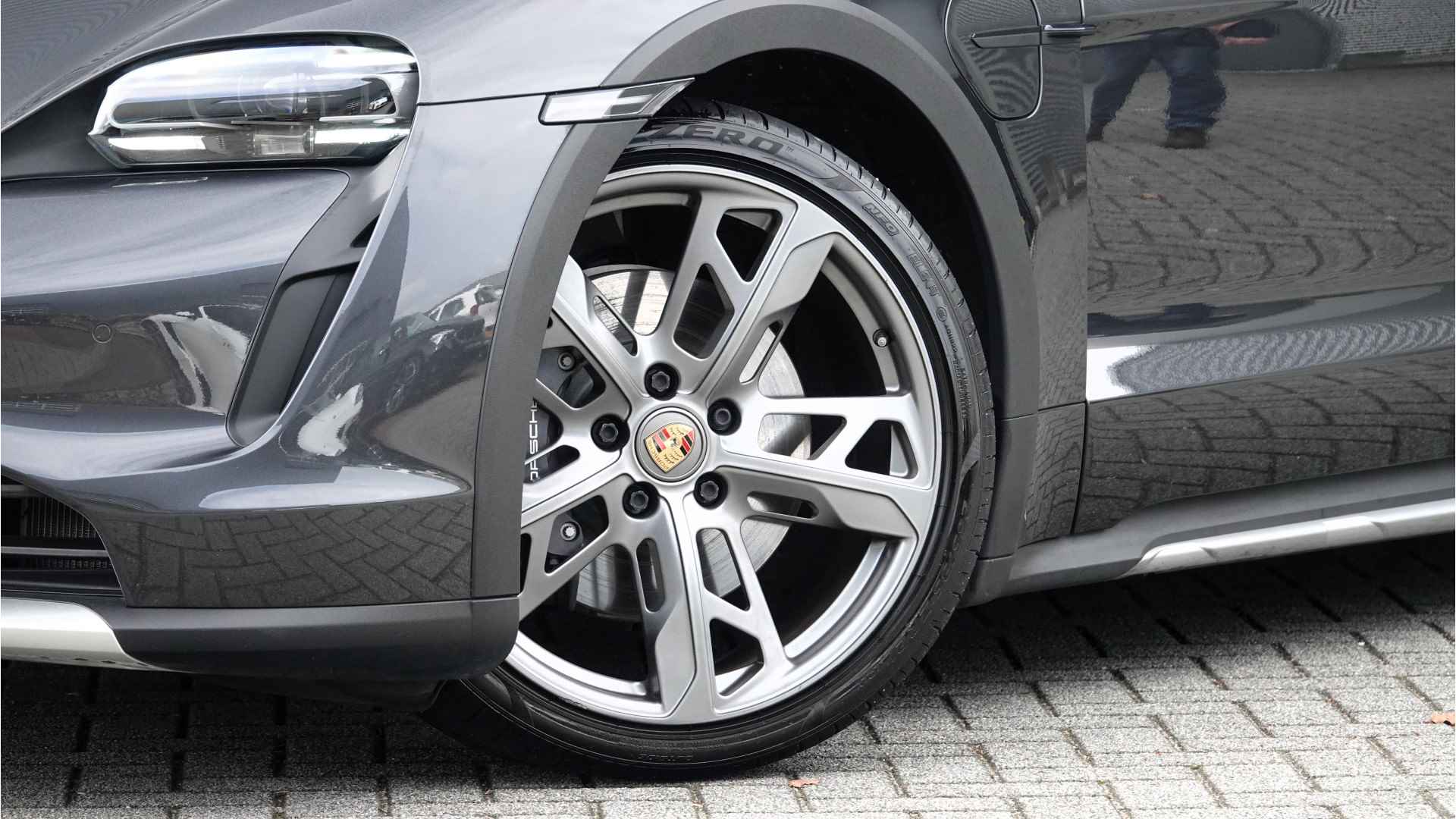 Porsche Taycan Cross Turismo 4 93 kWh | Innodrive | Parkeerpakket | Comforstoelen | Bose | Head Up | - 12/30