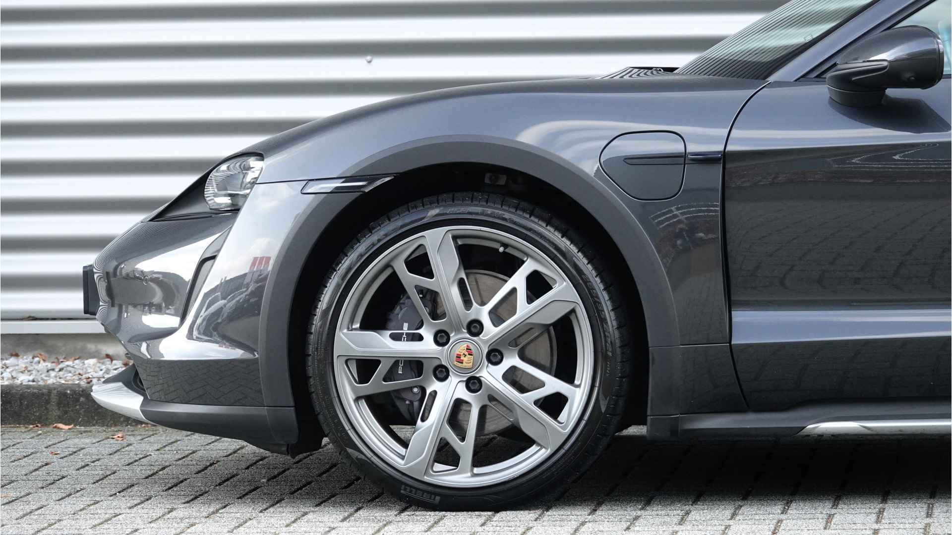 Porsche Taycan Cross Turismo 4 93 kWh | Innodrive | Parkeerpakket | Comforstoelen | Bose | Head Up | - 15/30