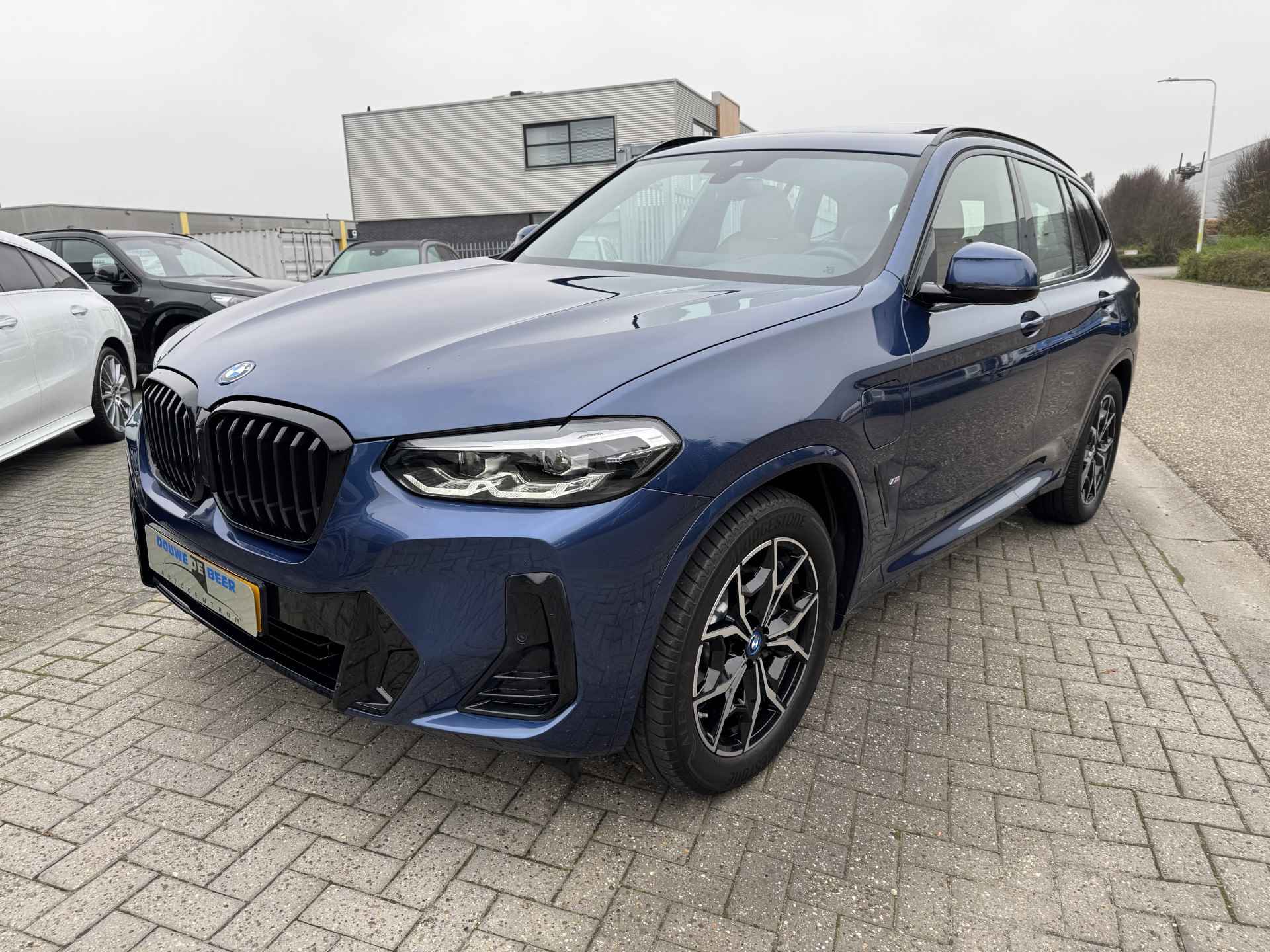 BMW X3 xDrive30e M-sport Pano-Dak | Trekhaak | Memory | Leer | Harman kardon - 4/28