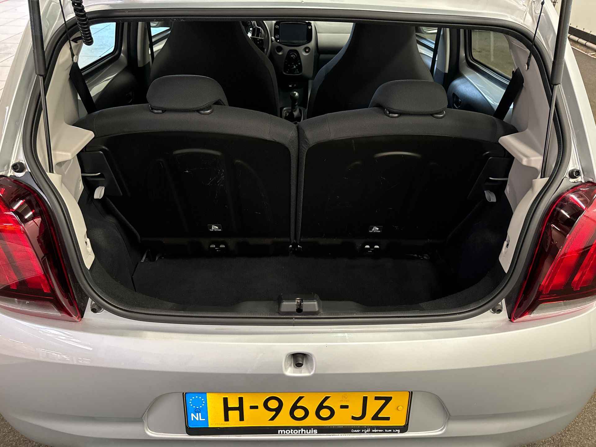 PEUGEOT 108 1.0 e-VTi 72PK 5DRS ACTIVE AIRCO CAMERA TEL CARPLAY NAP - 16/30