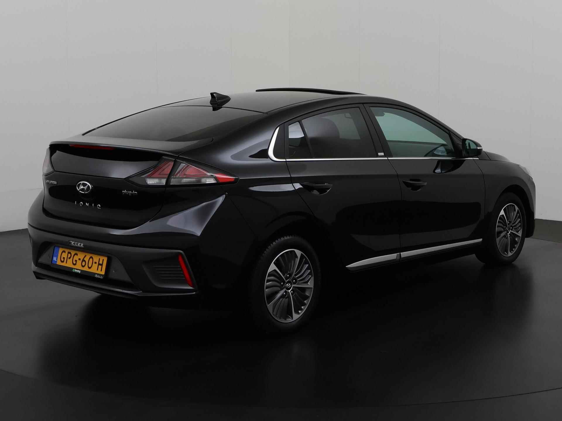 Hyundai IONIQ 1.6 GDi PHEV Style | Schuifdak | Plug-In | Zondag Open! - 4/32