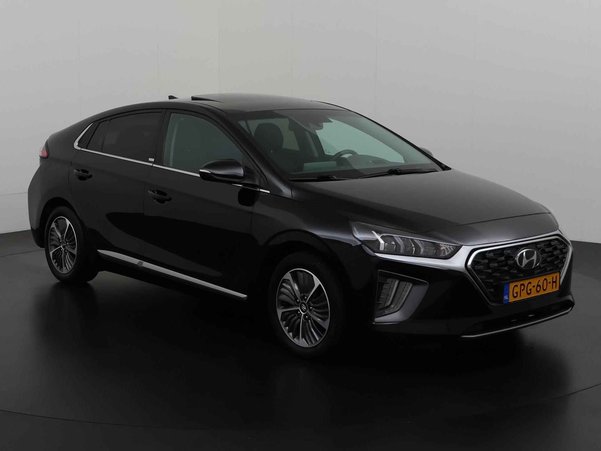 Hyundai IONIQ 1.6 GDi PHEV Style | Schuifdak | Plug-In | Zondag Open! - 29/32