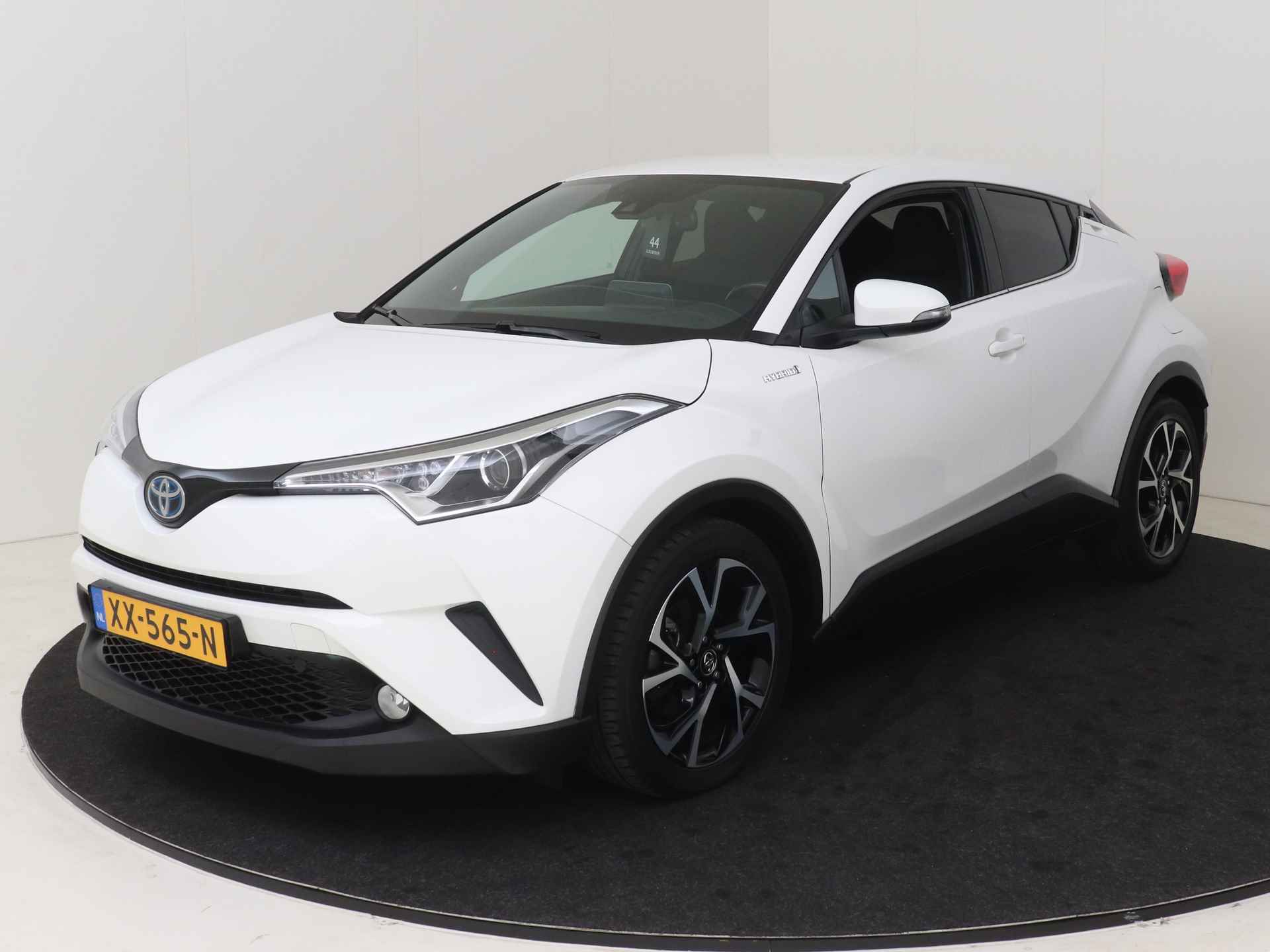 Toyota C-HR 1.8 Hybrid Dynamic I Navigatie I Climate Control I Cruise Control I Camera I USB I LM Velgen I Keyless Entry/Start I Stoelverwarming Voor I - 29/48