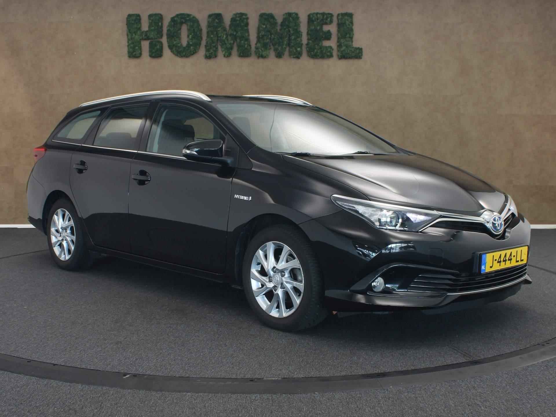 Toyota Auris 1.8 Hybrid Trend - NAVIGATIESYSTEEM - CRUISE CONTROL - ACHTERUITRIJCAMERA - 16 INCH LICHT METALEN VELGEN - CLIMATE CONTROL - 12/35