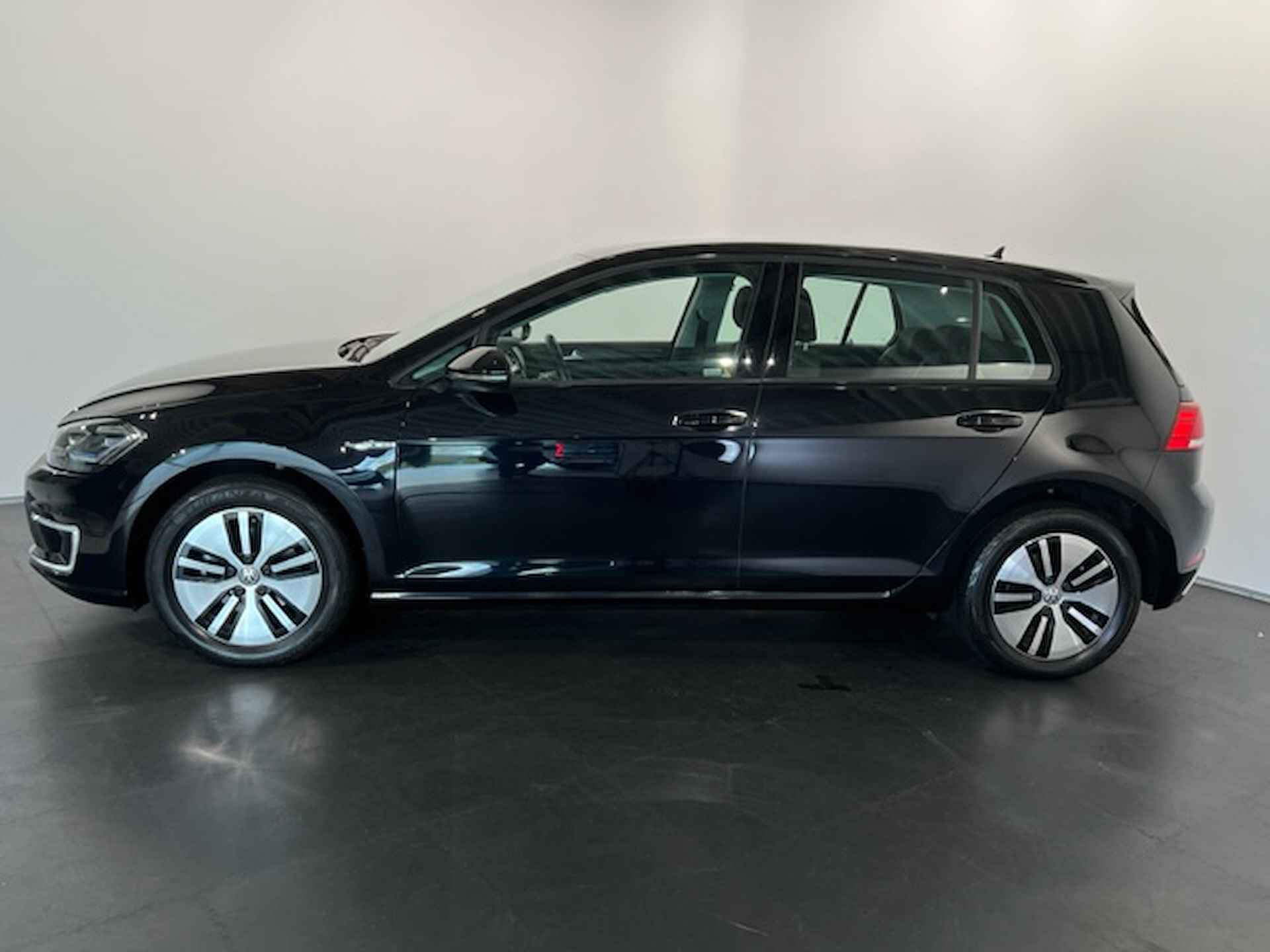 Volkswagen Golf Vii e-Golf elektromotor 136pk 5D Aut. e-Golf 2.000 euro subsidie - 2/30