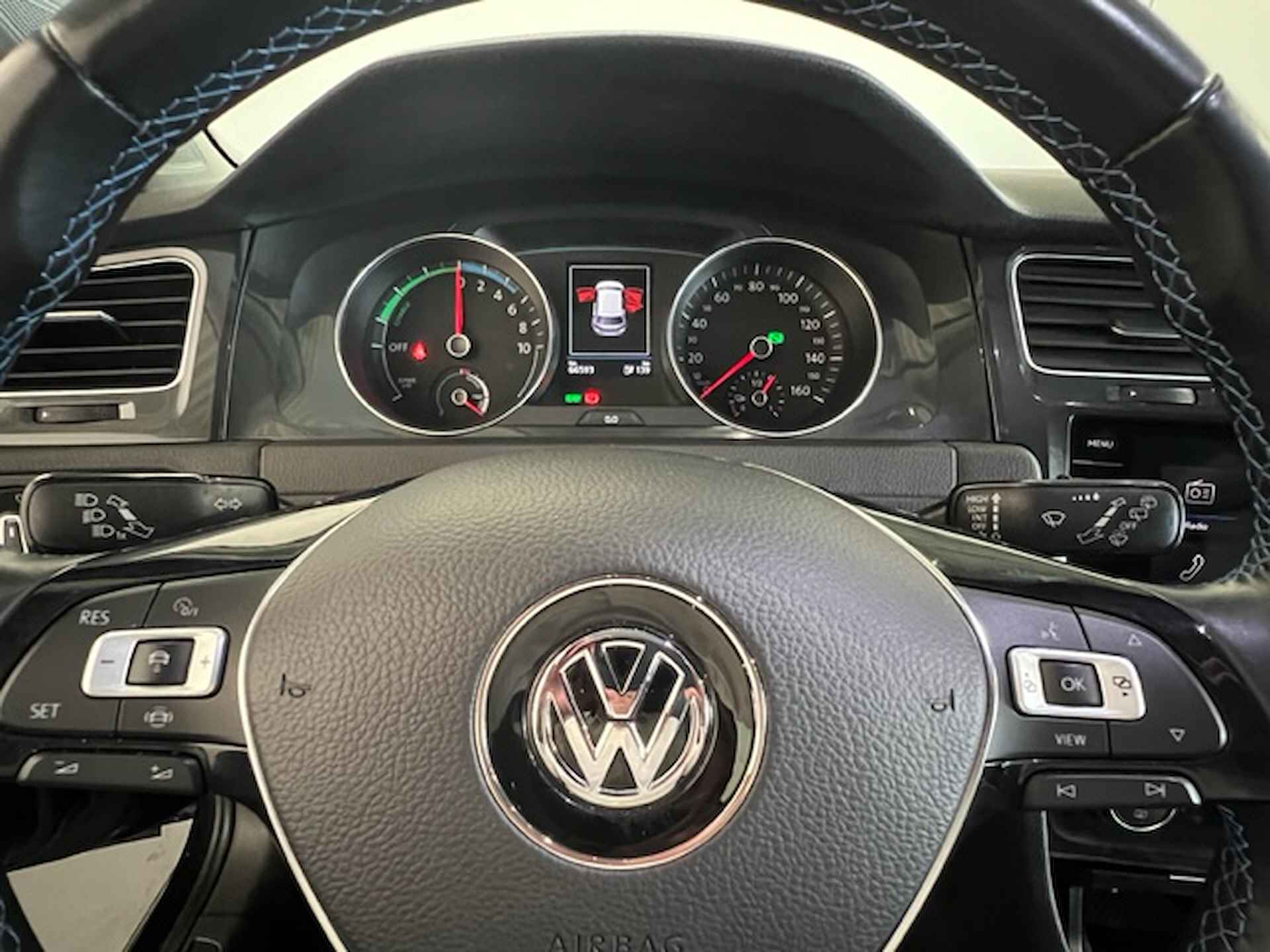 Volkswagen Golf Vii e-Golf elektromotor 136pk 5D Aut. e-Golf 2.000 euro subsidie - 18/30