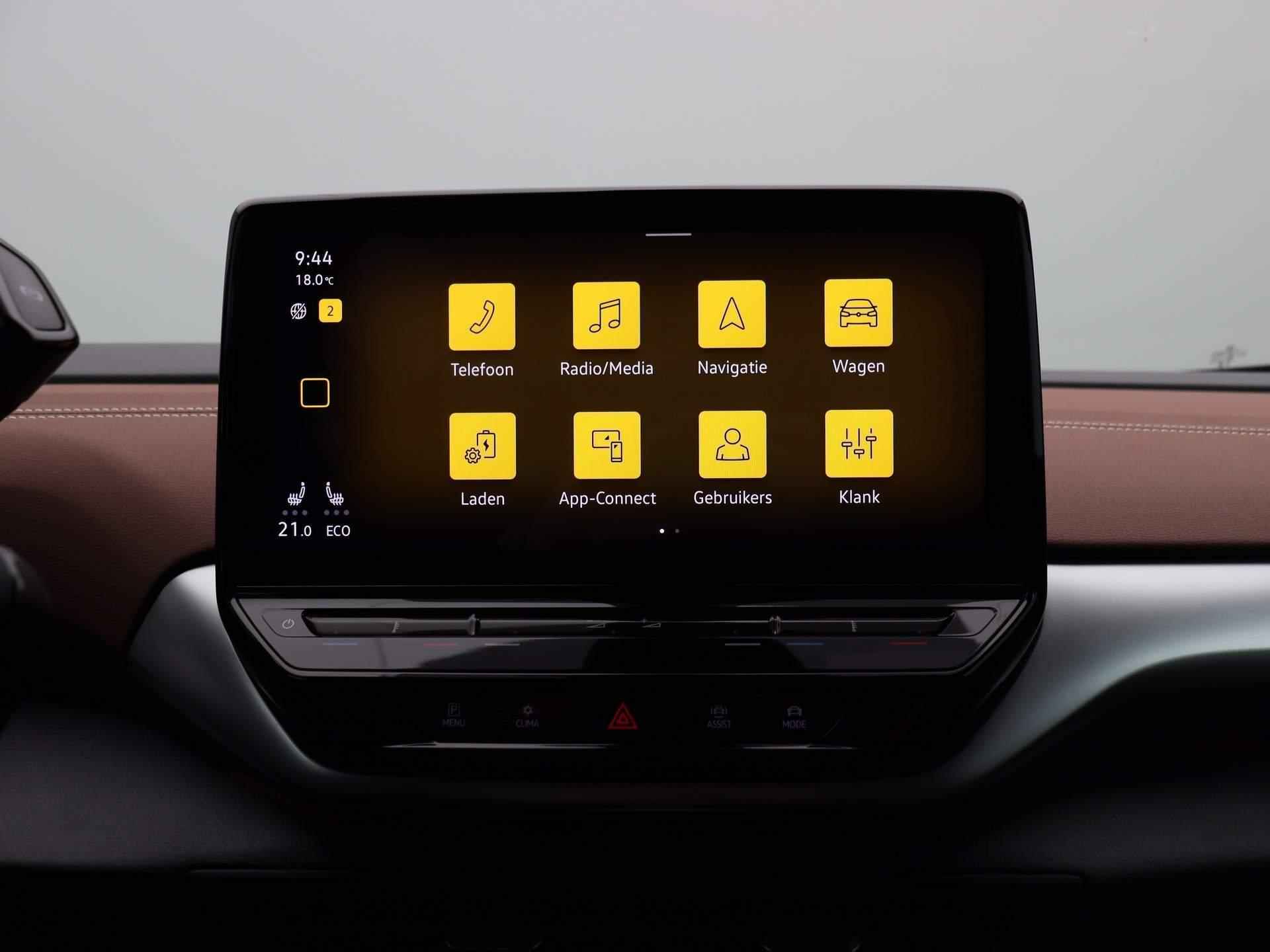 Volkswagen ID.4 Pro 77 kWh | HEAD-UP DISPLAY | ACHTERUITRIJCAMERA | PARKEERSENSOREN | IQ.LIGHT | STOELVERWARMING | CLIMATE CONTROL | APP CONNECT | HALF LEDER - HALF ALCANTARA | - 32/49