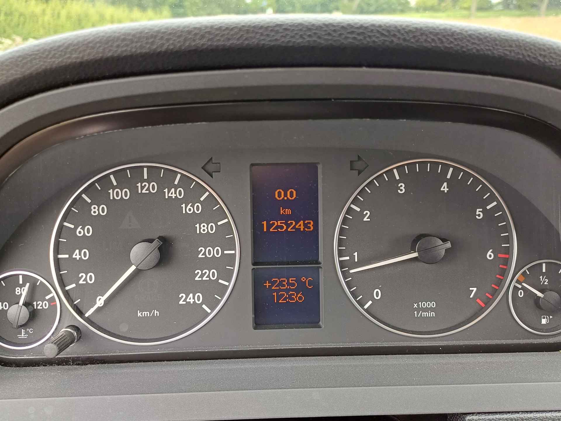 Mercedes-Benz A-Klasse 160 BlueEFFICIENCY Business Class | Airco | Keurige auto - 35/38