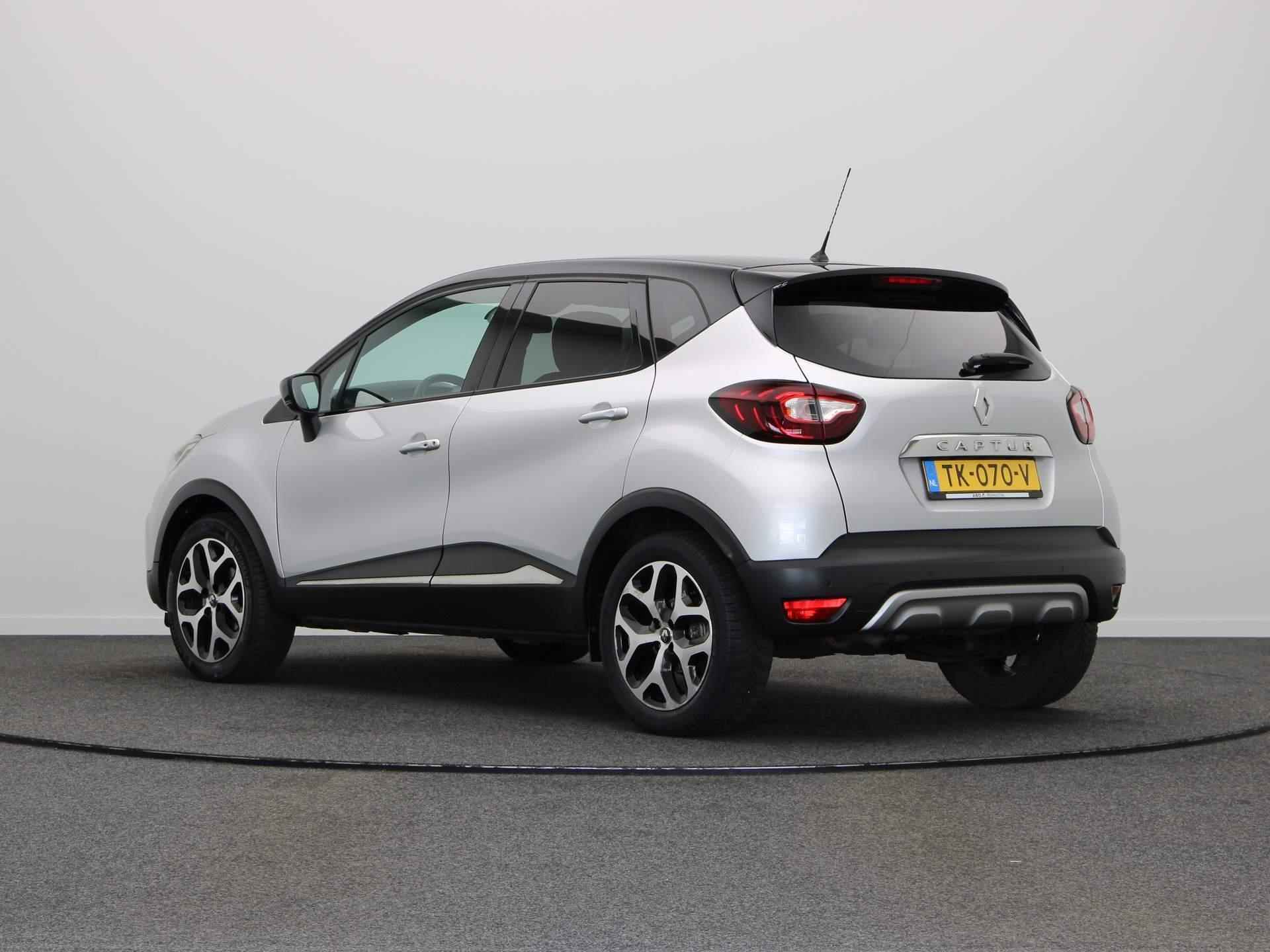 Renault Captur TCe 90pk Intens | Parkeersensoren voor/achter | Achtertuirijcamera | Climate control | - 2/42