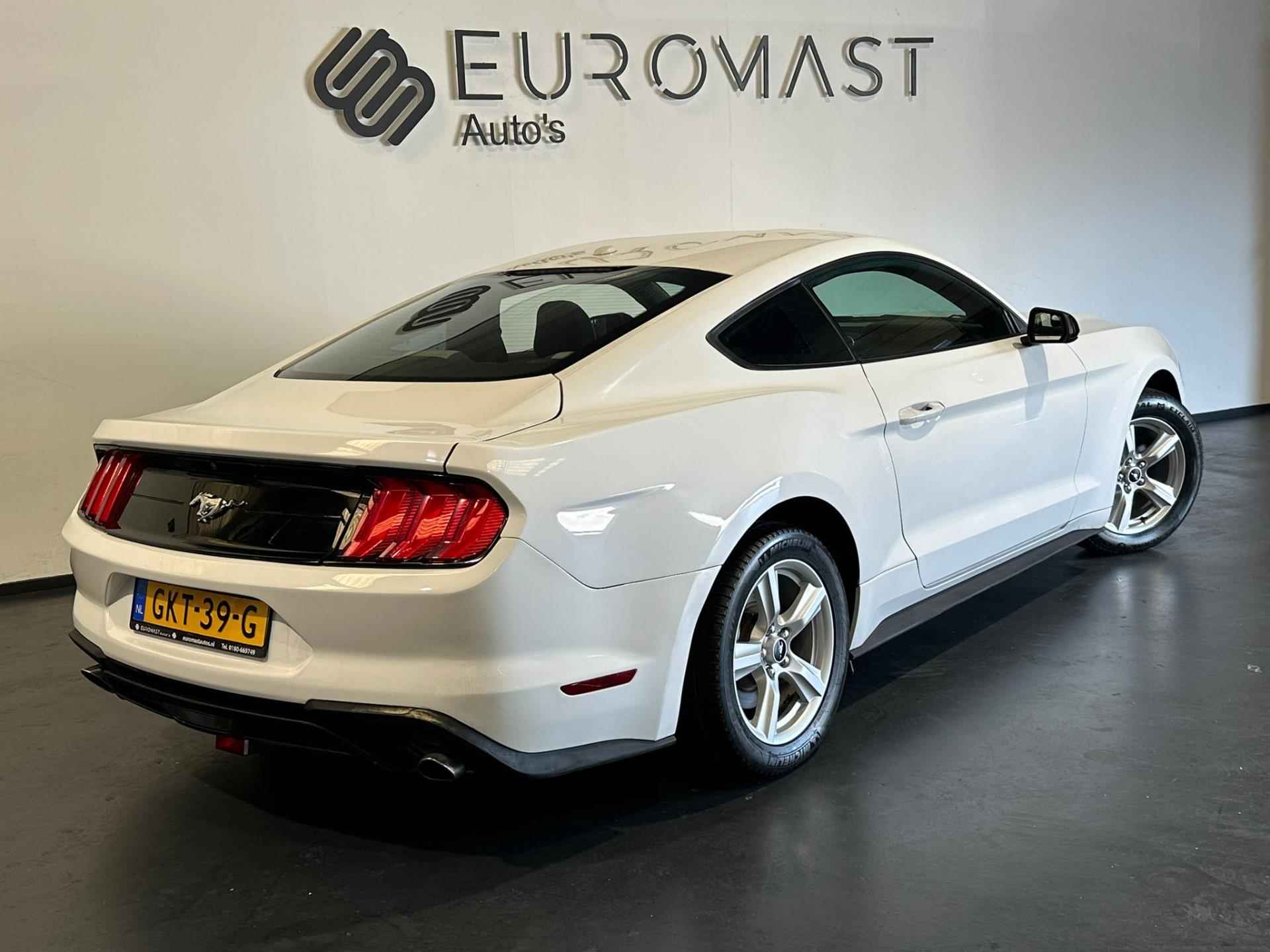 Ford MUSTANG ECOBOOST 2.3 Automaat Airco Camera Nieuwe Apk - 7/23