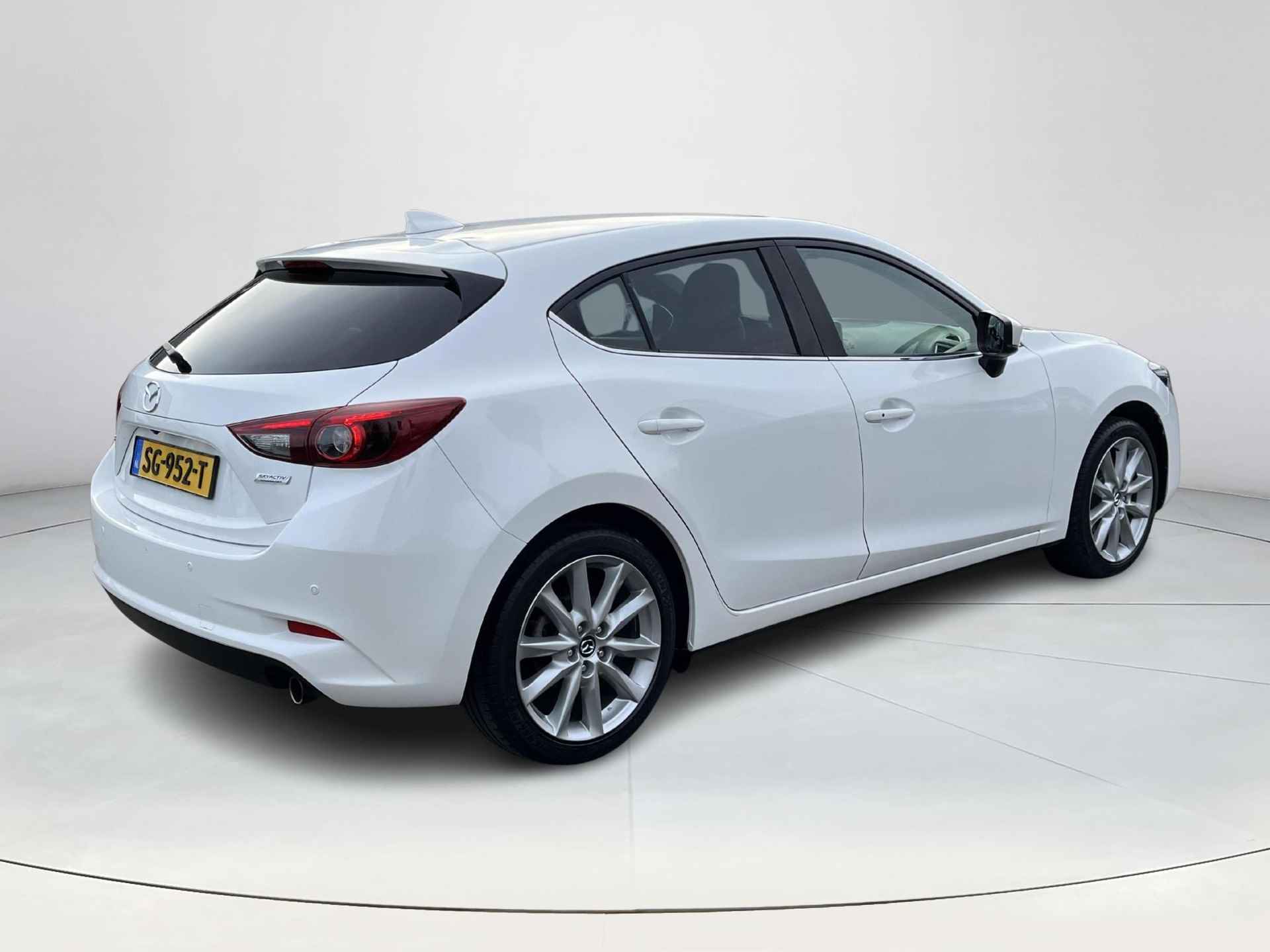 Mazda 3 2.0 SkyActiv-G 120 GT-M | Bose-premium | Leder | Camera | Ap­ple Car­Play & An­droid Auto™ | - 6/36