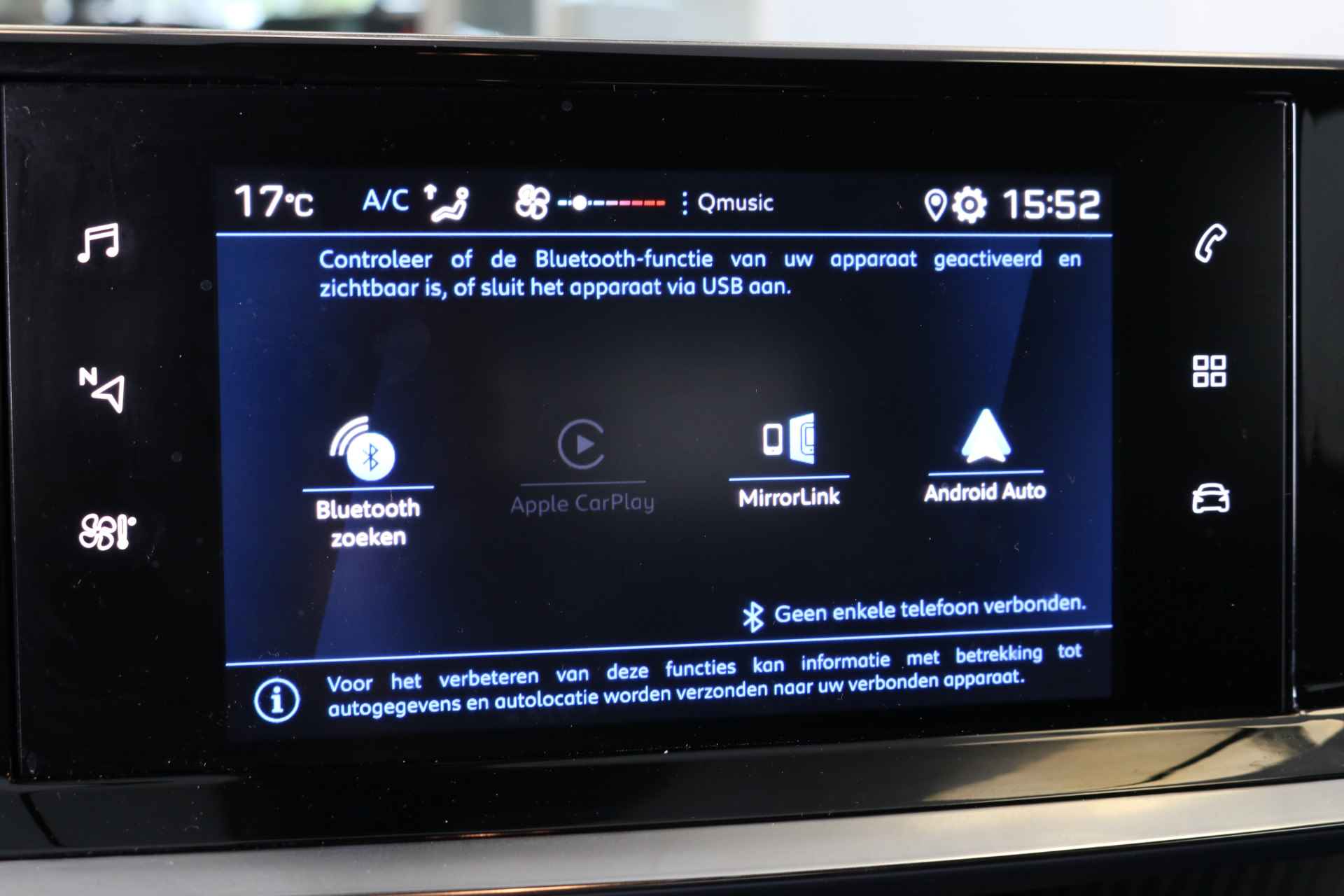 Peugeot 2008 1.2 PureTech 100PK Active | Airco | Cruise | Apple Carplay | DAB | Parkeersensoren achter | Bluetooth | Metallic | - 28/35