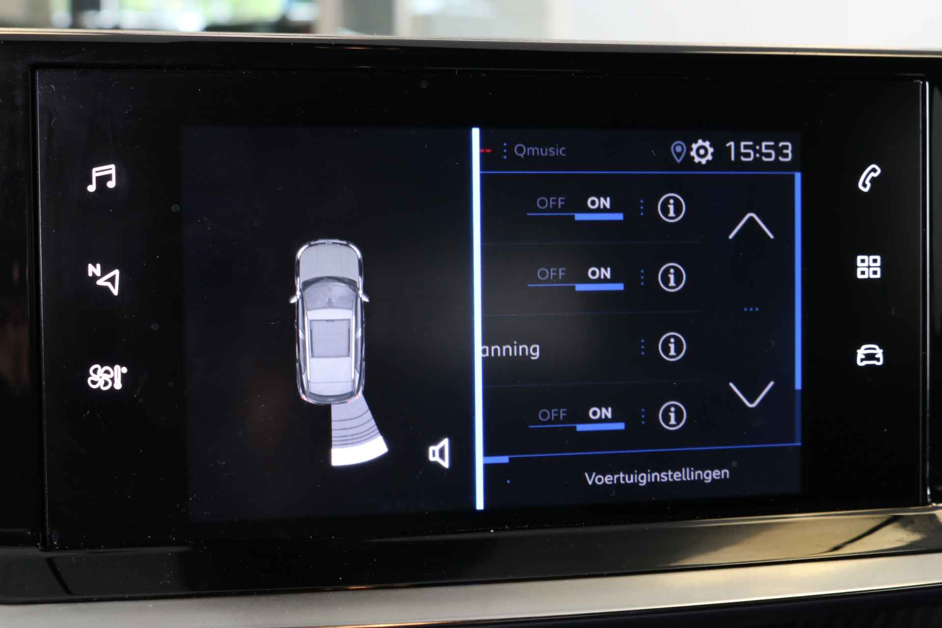 Peugeot 2008 1.2 PureTech 100PK Active | Airco | Cruise | Apple Carplay | DAB | Parkeersensoren achter | Bluetooth | Metallic | - 31/35